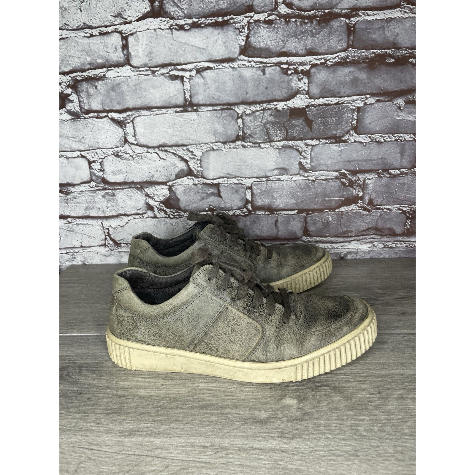 John Varvatos John Varvatos USA Gray Leather Casual Low Top Sneakers Shoes Size US 7.5 / EU 40-41 - 17 Thumbnail