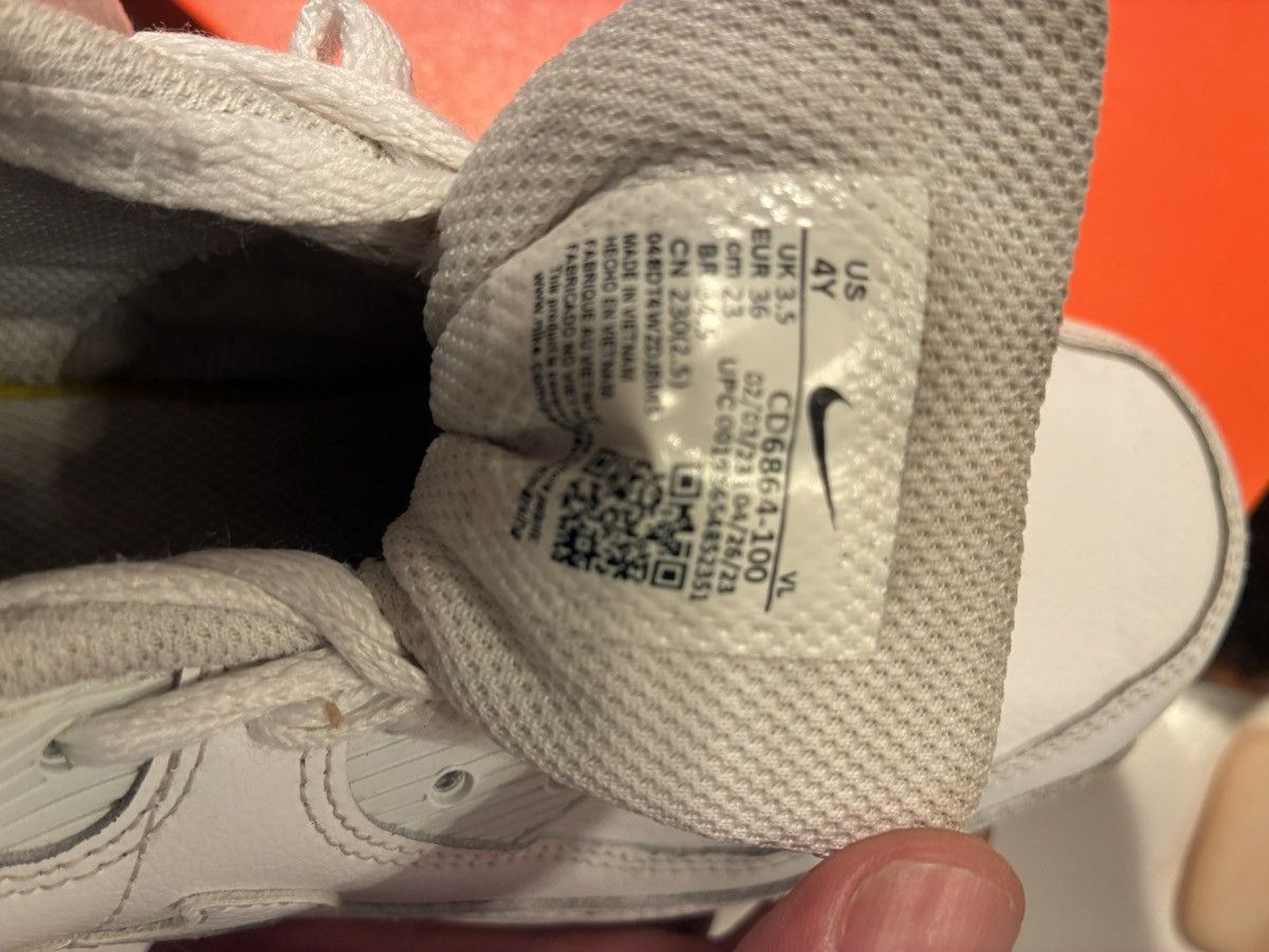 Nike Nike Air Max 90 white trainers Size US 5 / EU 37 - 3 Thumbnail