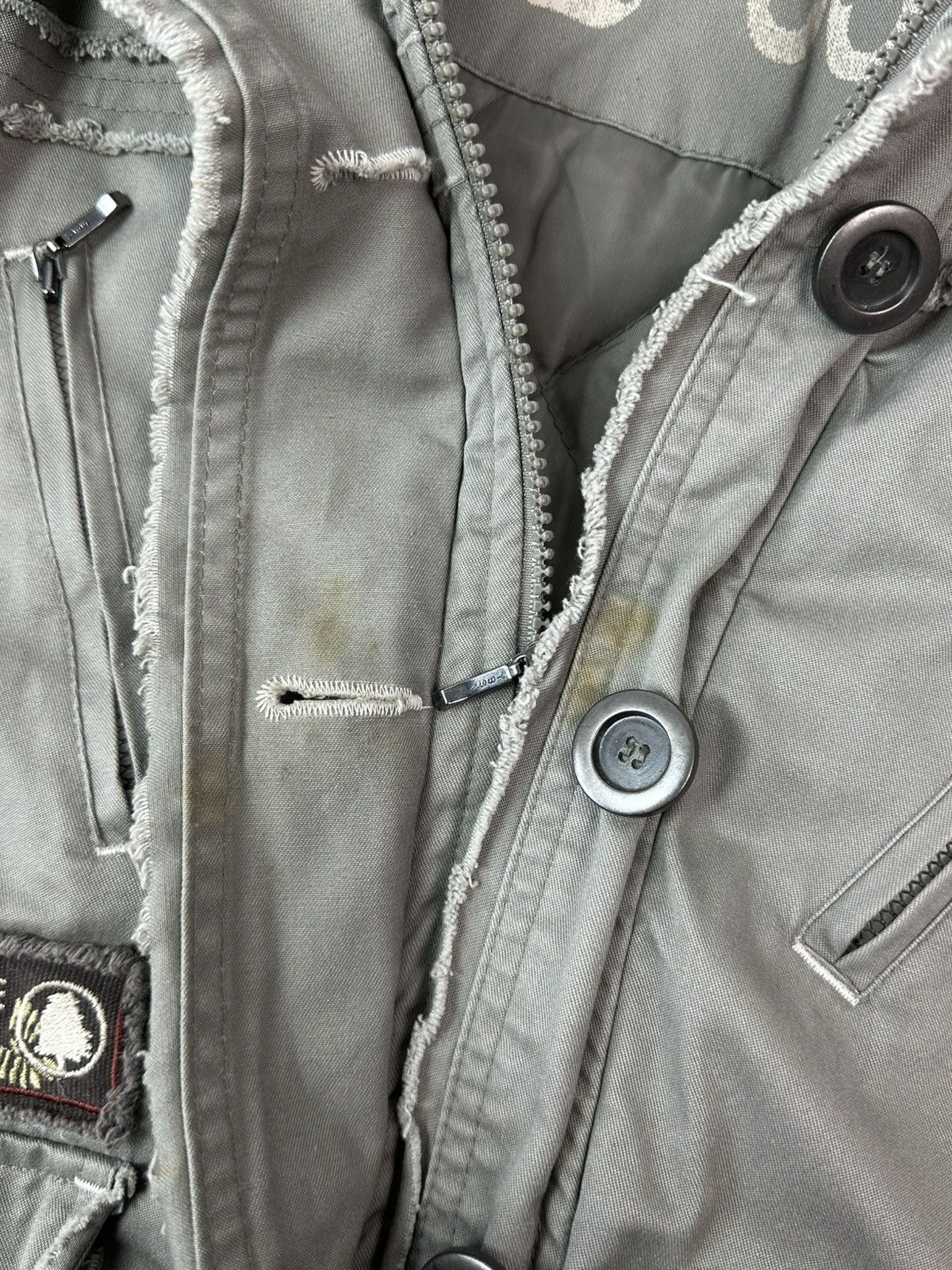 Vintage Vintage Grey Distressed Buttons Faux Fur Hooded Jacket Size M / US 6-8 / IT 42-44 - 14 Thumbnail