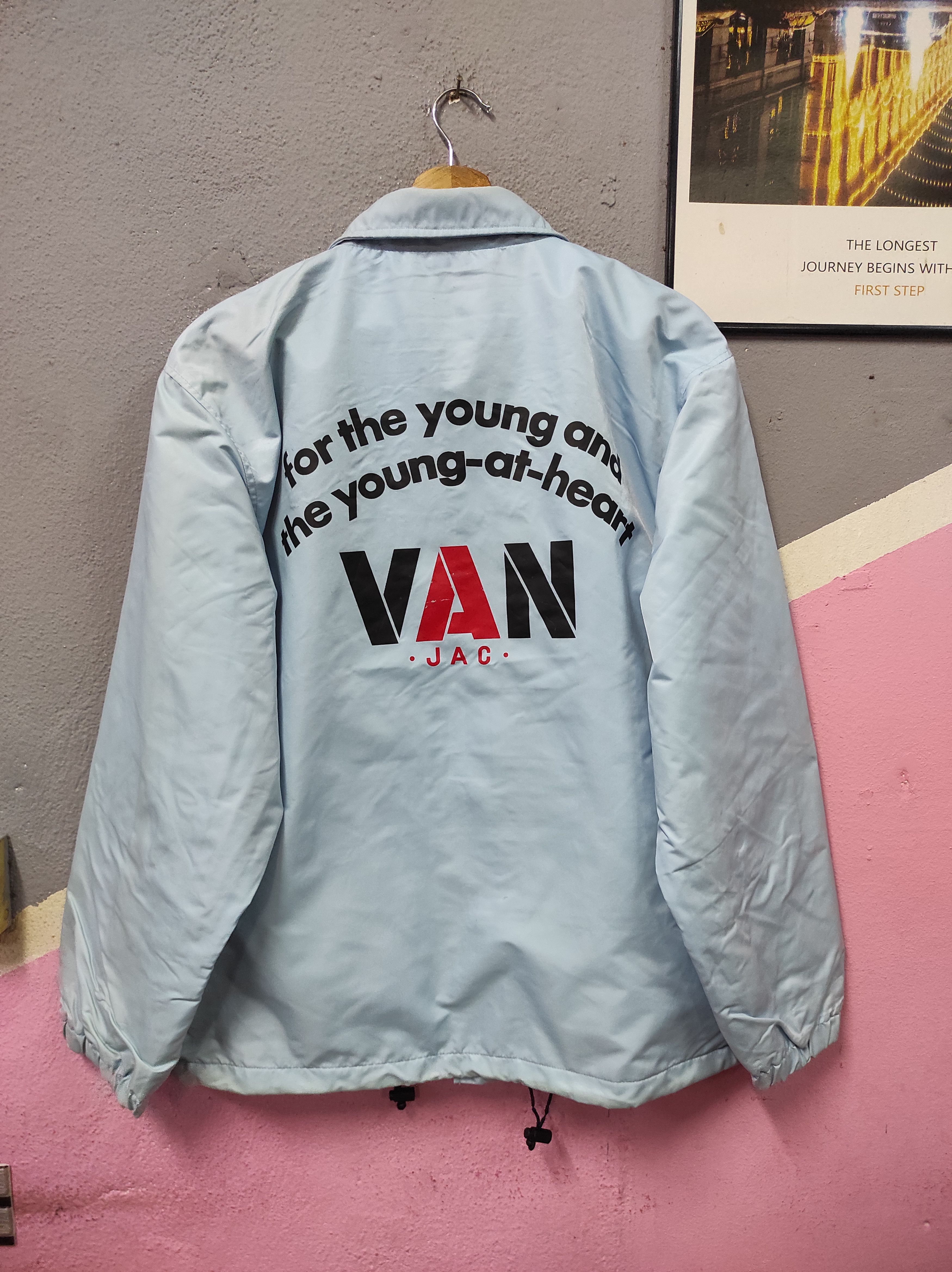 Van VAN JAC BIG LOGO COACH JACKET SUN FADED Size US L / EU 52-54 / 3 - 1 Thumbnail