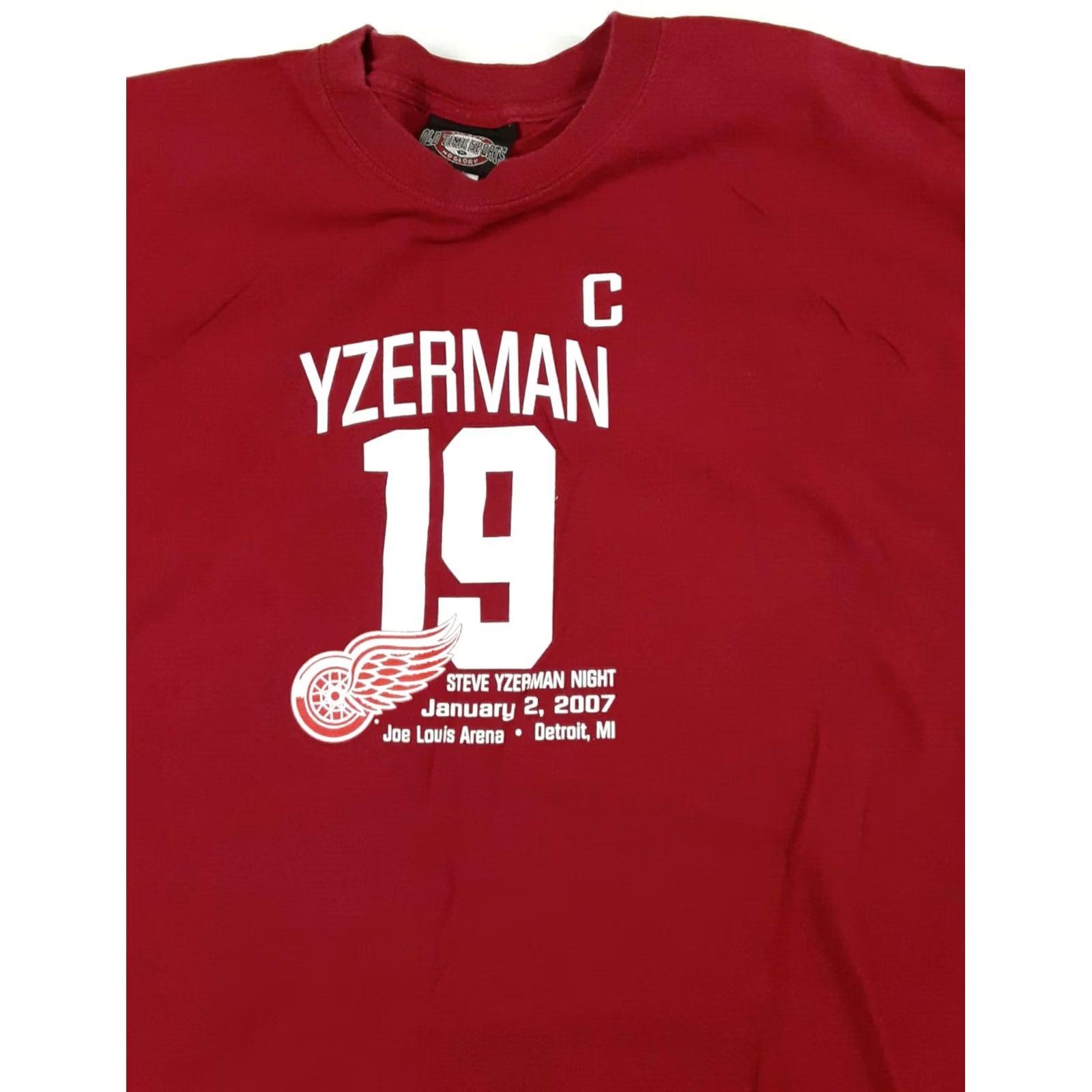 Vintage VINTAGE Detroit Red Wings Steve Yzerman Night at Joe Louis Arena T-Shirt XL Shirts Red Mens Hockey 80s Night Joe Louis Arena Steve Yzerman Size US XL / EU 56 / 4 - 2 Thumbnail