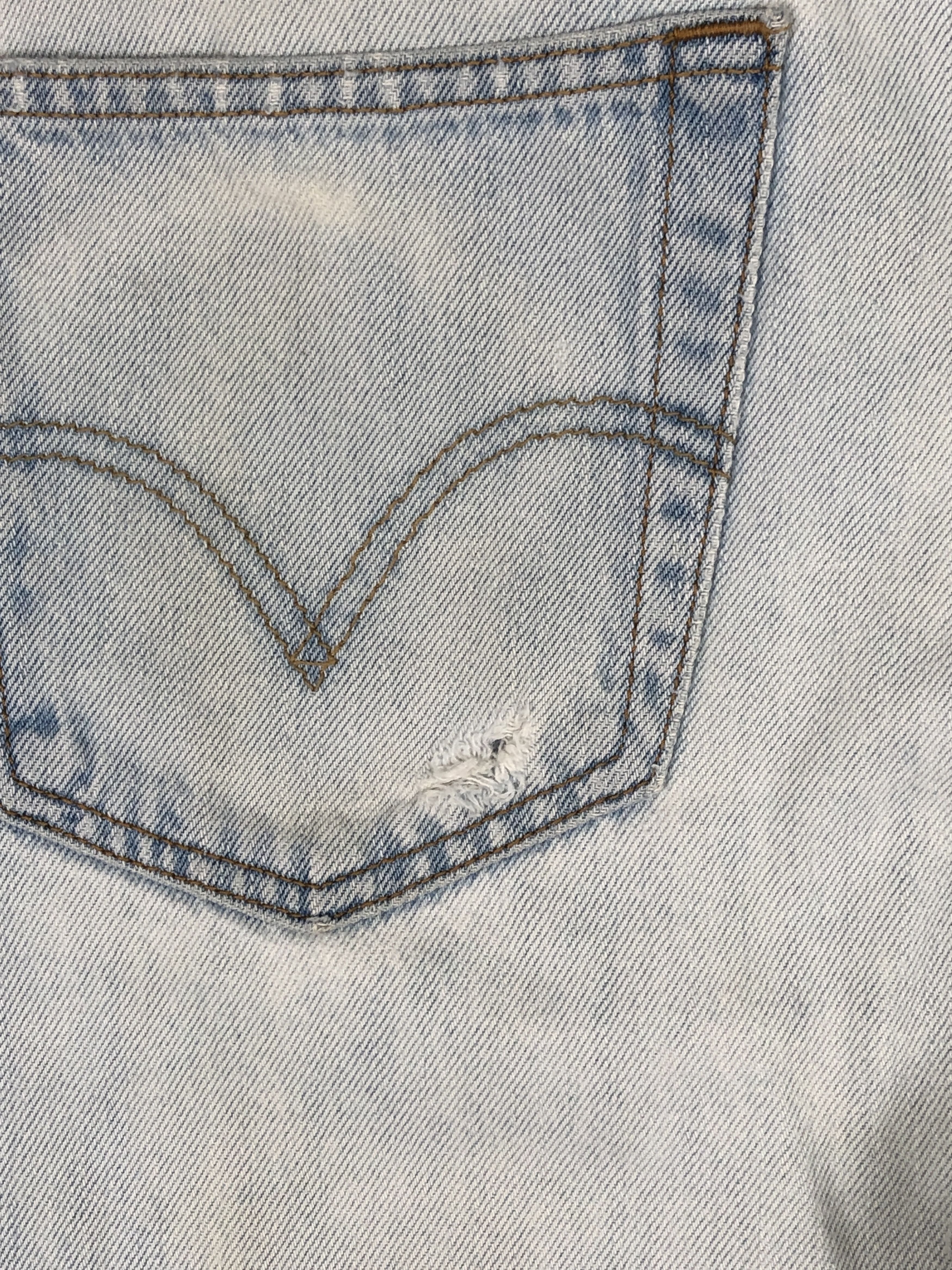 Levi's Light Washed Vintage Levis 505 Jeans DP2366 Size US 35 - 19 Thumbnail