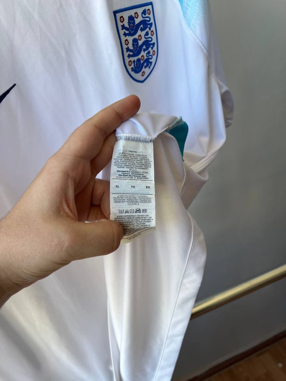 Nike 2022/23 ENGLAND TEAM HOME SOCCER JERSEY FOOTBALL SHIRT RARE Size US XL / EU 56 / 4 - 9 Thumbnail