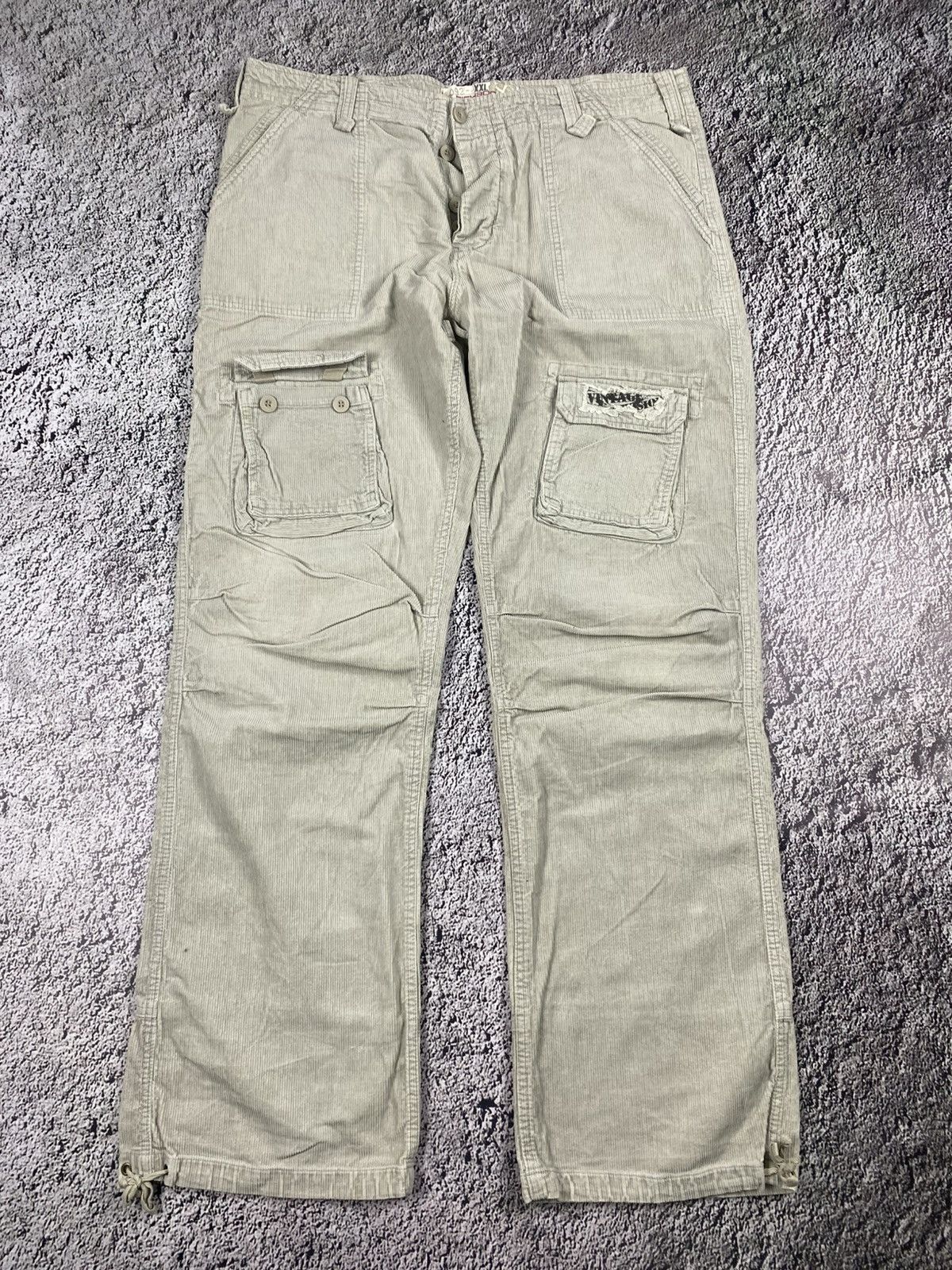 Vintage Vintage Y2K wide corduroy cargo pants outdoor style 00s Size US 38 / EU 54 - 1 Thumbnail