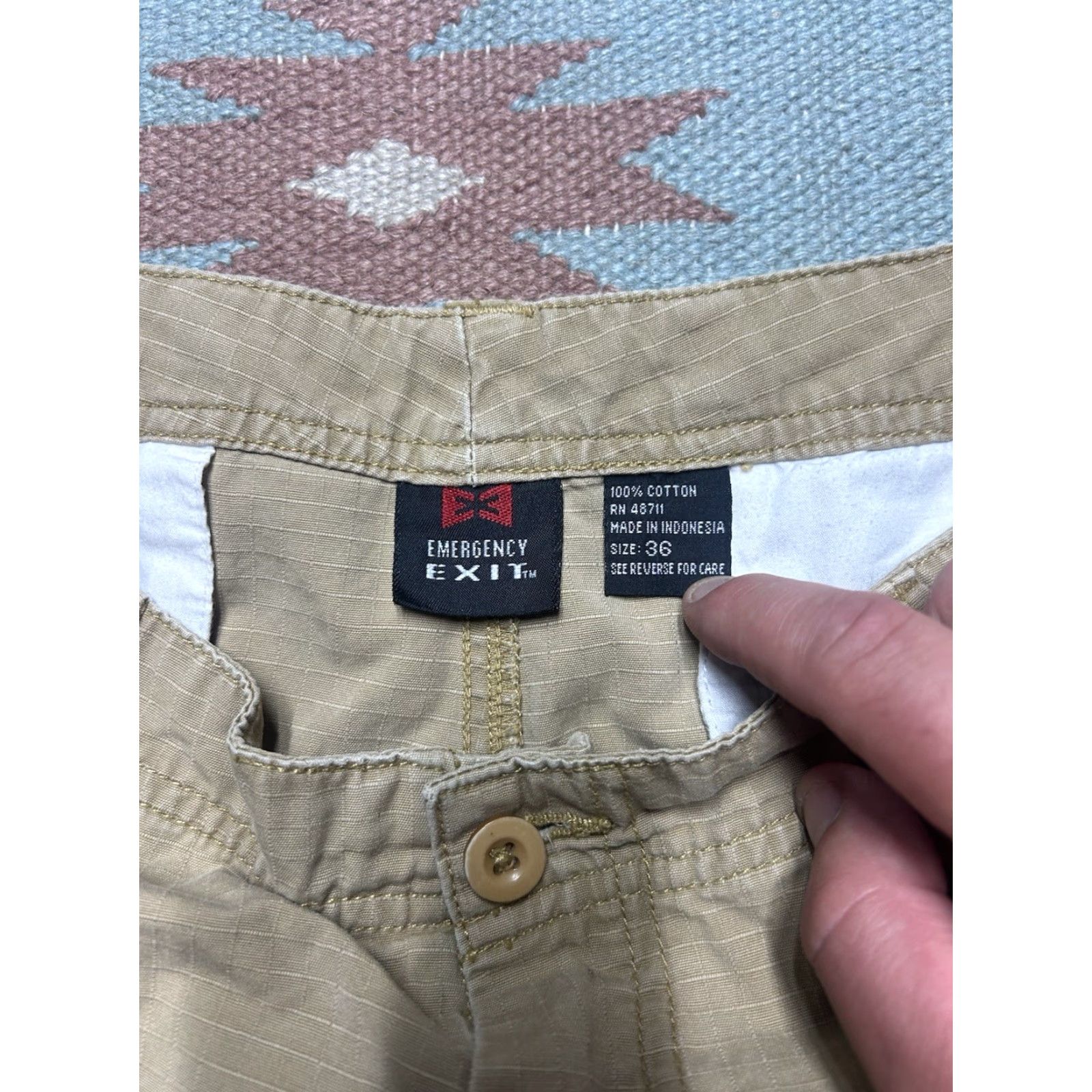 Vintage Emergency Exit cargo shorts Men’s 36 lightweight cotton ripstop khaki tan hiking Beige Summer Size US 36 / EU 52 - 4 Thumbnail