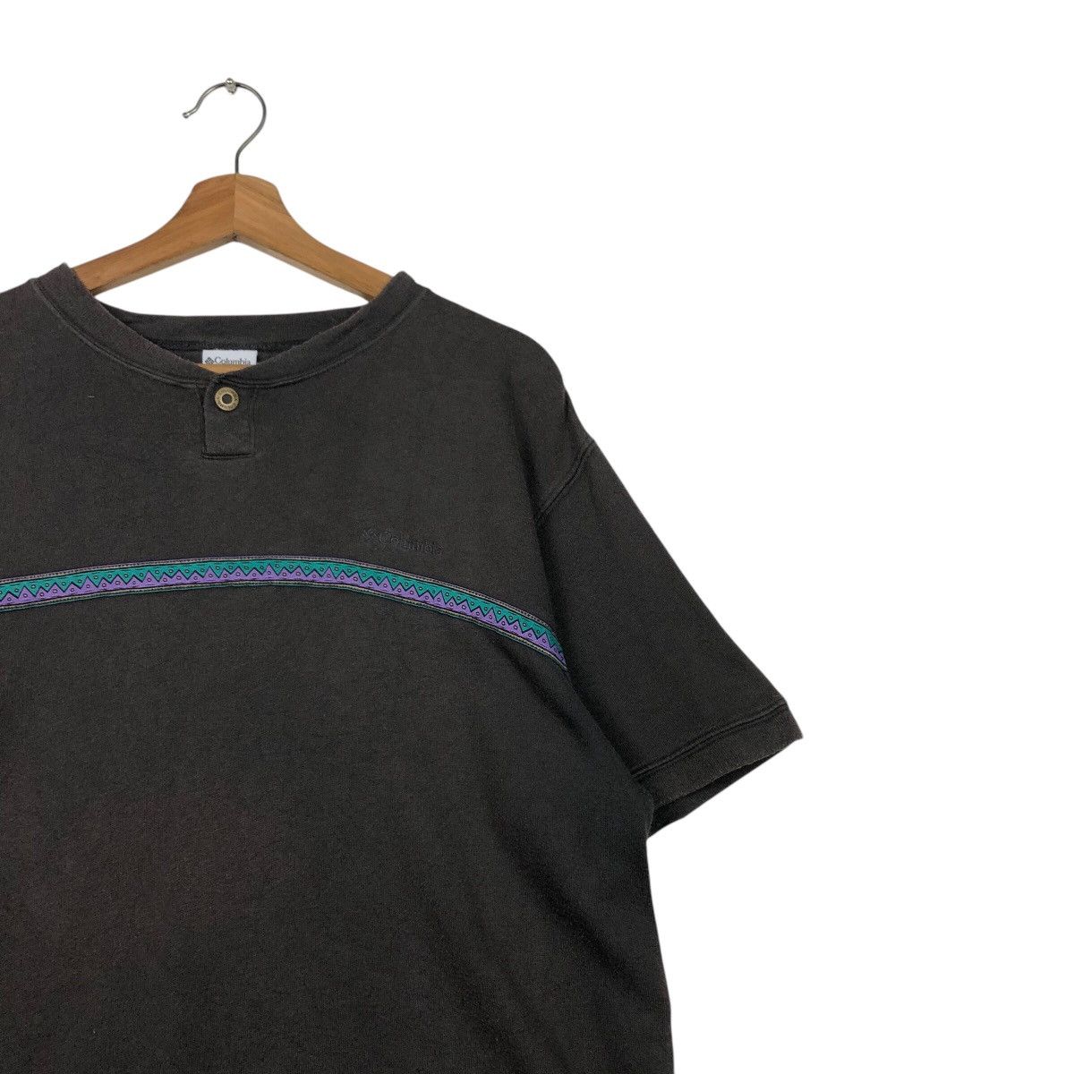 Japanese Brand Columbia Vintage Henley Tee — Tribal Tape Chest Stripe Size US M / EU 48-50 / 2 - 7 Thumbnail