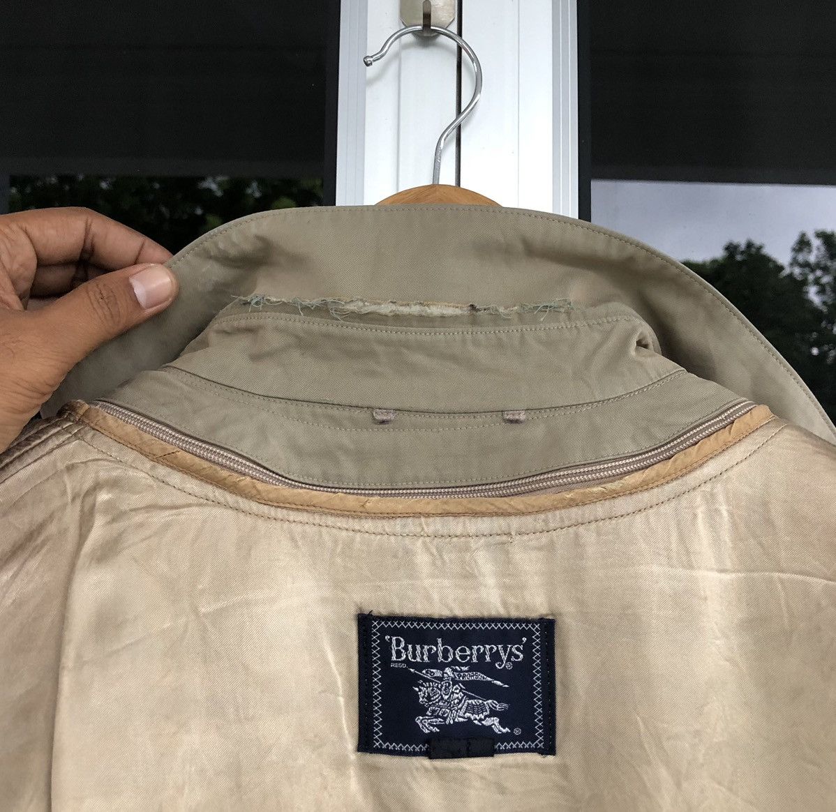 Burberry Vintage Burberrys Lined Novacheck THRASHED Coat Jacket Size US M / EU 48-50 / 2 - 18 Thumbnail
