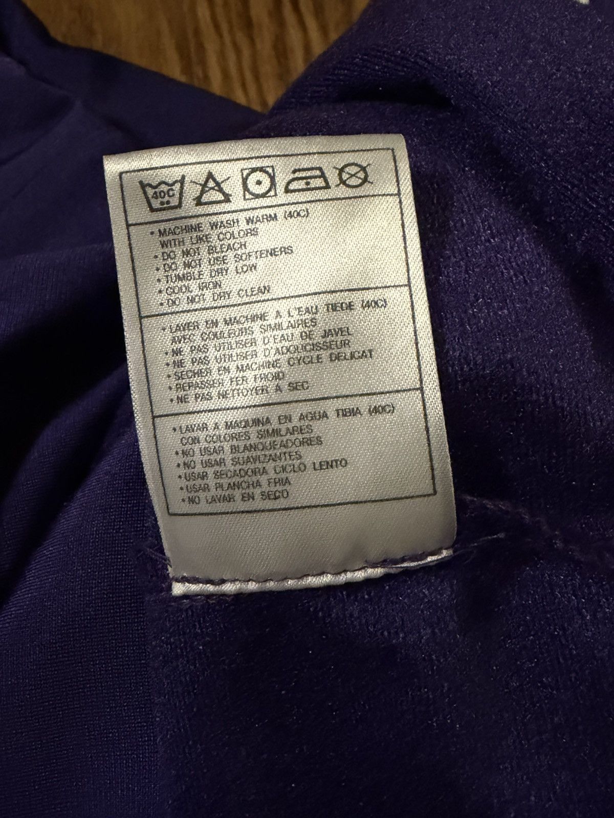 Nike Vintage Nike Team Lakers Kobe Warm Up Jacket size Large Size US L / EU 52-54 / 3 - 7 Thumbnail