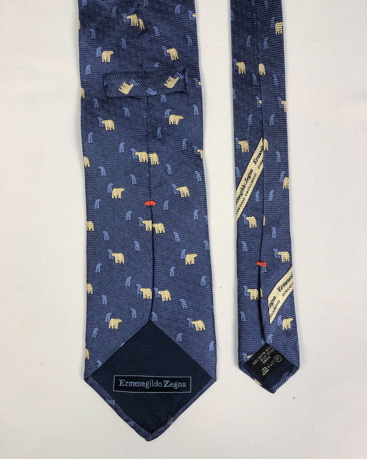 Ermenegildo Zegna Rare Ermenegildo Zegna Polar Bear Silk Tie Made in Italy Size ONE SIZE - 6 Thumbnail