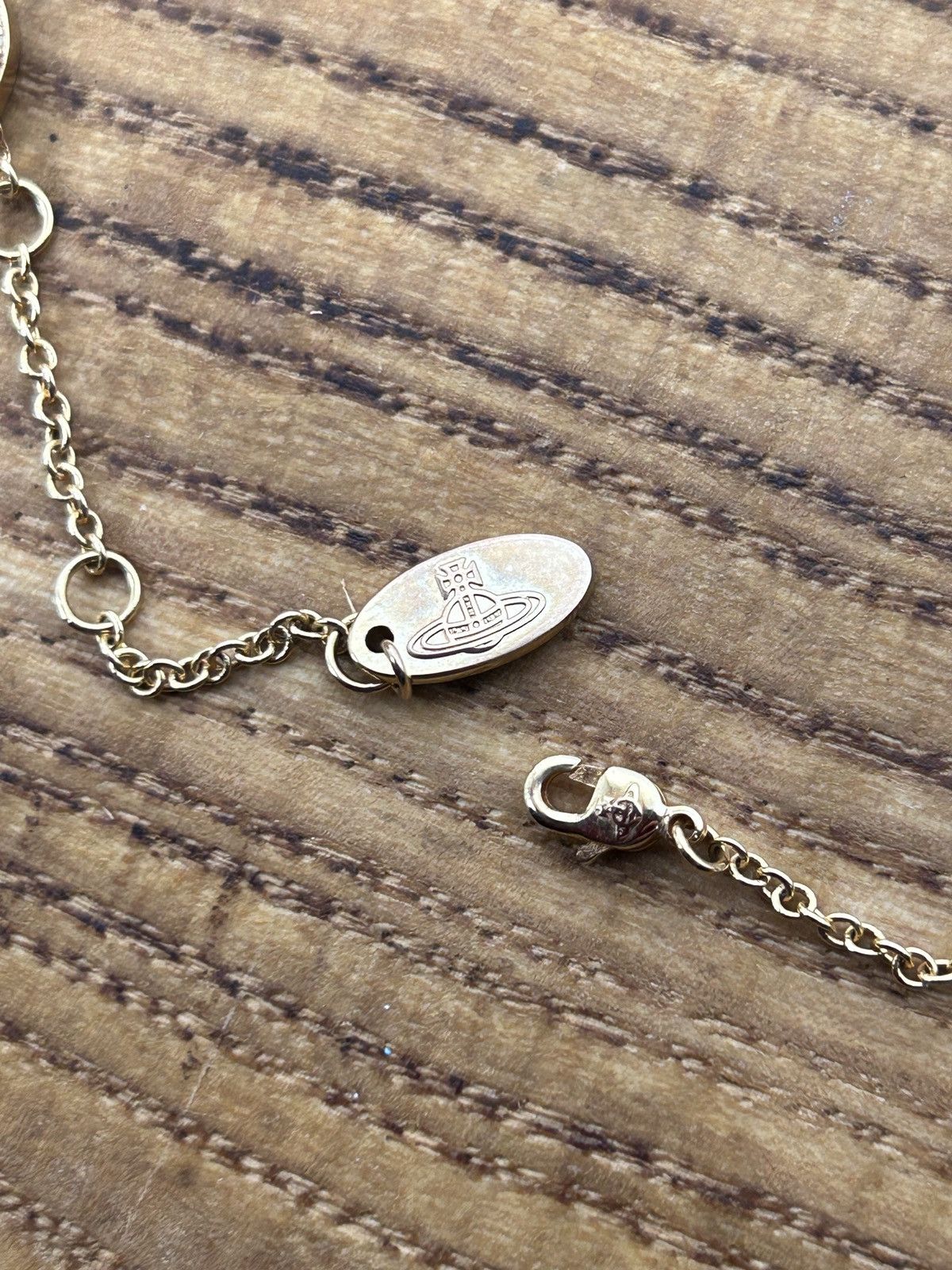 Vivienne Westwood Vivienne Westwood Crystal Stone Heart Flat Orb Necklace Size ONE SIZE - 5 Thumbnail