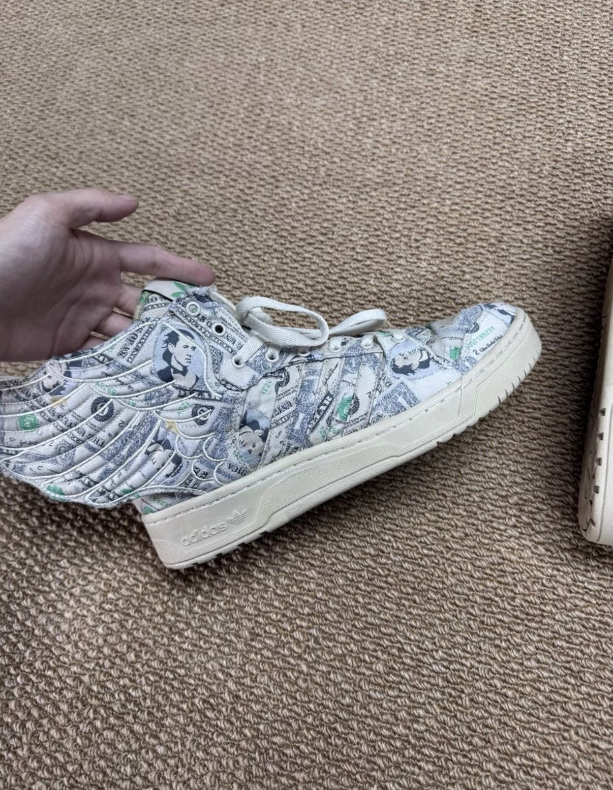 Adidas Adidas Jeremy Scott JS Wings 2.0 Dollar G95773 K37 Size US 9.5 / EU 42-43 - 6 Thumbnail