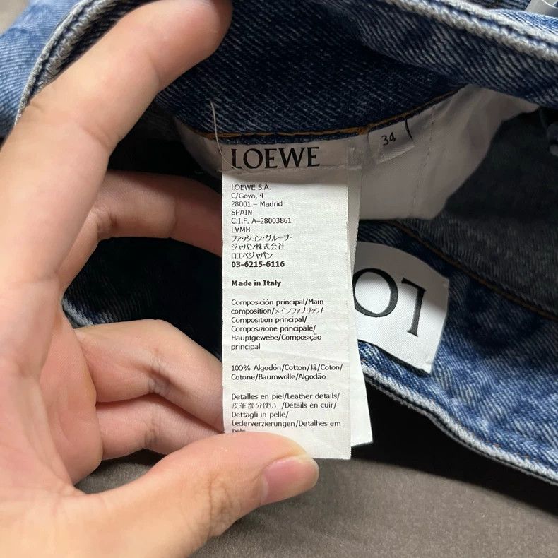 Loewe Loewe Blue jeans with a logo on the back Size 42" / US 20 - 6 Thumbnail