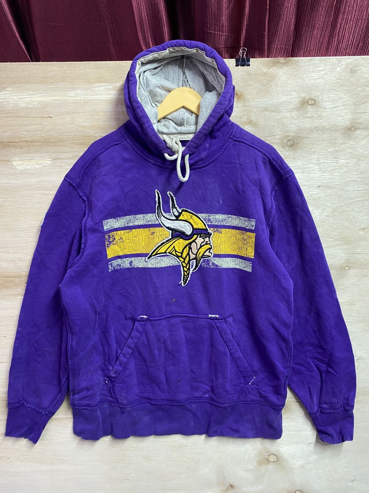 NFL Minnesota Vikings Stitch Applique Logo Pullover Hoodie Size US XL / EU 56 / 4 - 1 Thumbnail