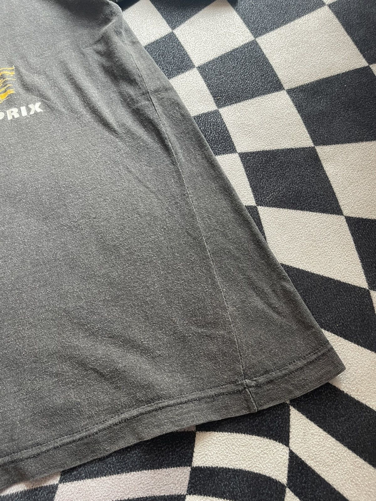 Vintage Vintage 1994 Australian F1 Grand Prix Adelaide T-Shirt Size US XL / EU 56 / 4 - 5 Thumbnail