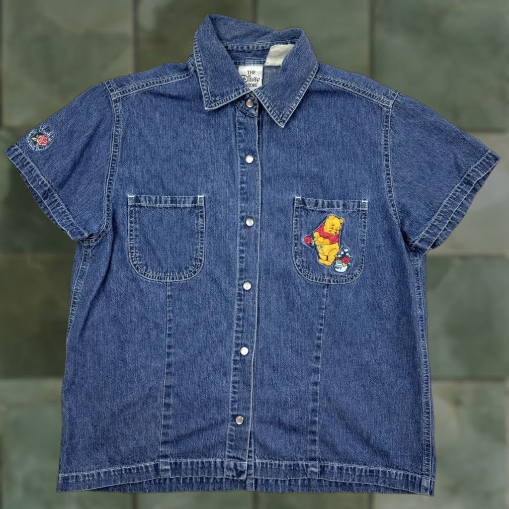 Disney VINTAGE Disney Winnie The Pooh Denim Snap Up Shirt Womens L Blue 90s Casual Button-Up 100% Cotton Disney Store Accessories Women Size L / US 10 / IT 46 - 1 Thumbnail