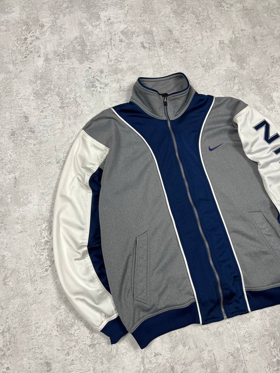 Nike Vintage Nike Track Jacket Big Logo Size US M / EU 48-50 / 2 - 2 Thumbnail