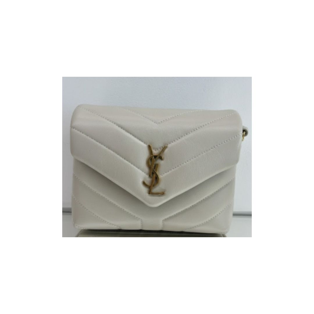 Saint Laurent Paris o1s1wg111125 Size: OS / Loulou Toy Bag in White Size ONE SIZE - 1 Preview