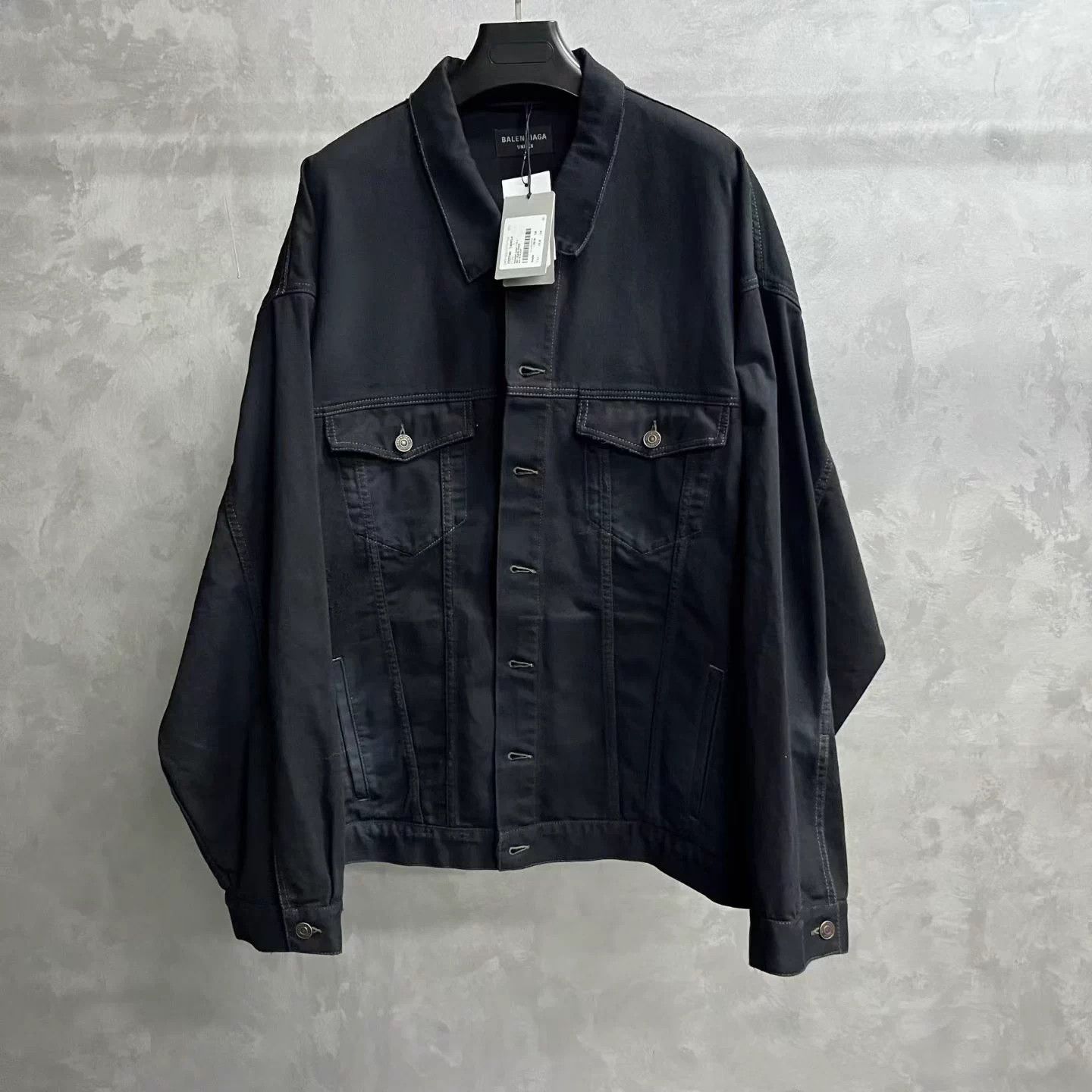 Balenciaga Balenciaga Black Logo Single-Breasted Denim Jacket Size US S / EU 44-46 / 1 - 1 Thumbnail
