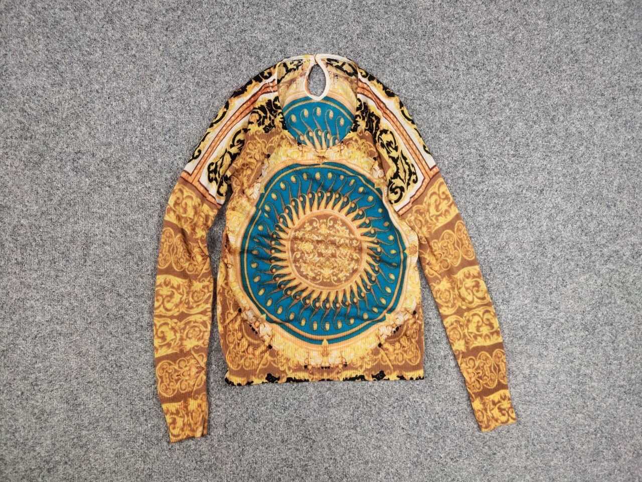 Dolce & Gabbana Vintage Dolce Gabbana Gold Art Wool Pullover long sleeve Size S / US 4 / IT 40 - 12 Thumbnail