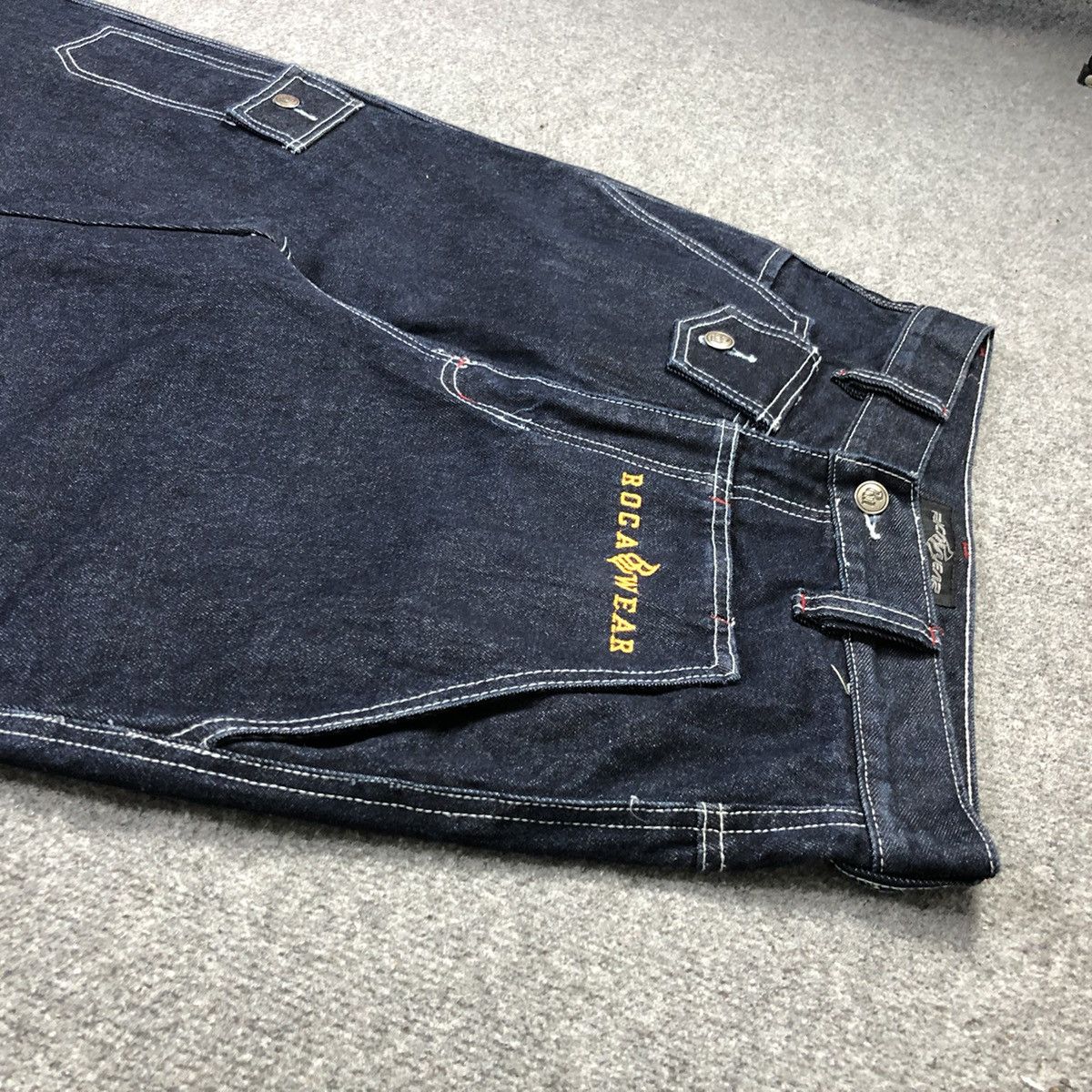 Rocawear 💢Rare💢 Vintage y2k ROCAWEAR Baggy Denim Jeans Size US 33 - 11 Thumbnail