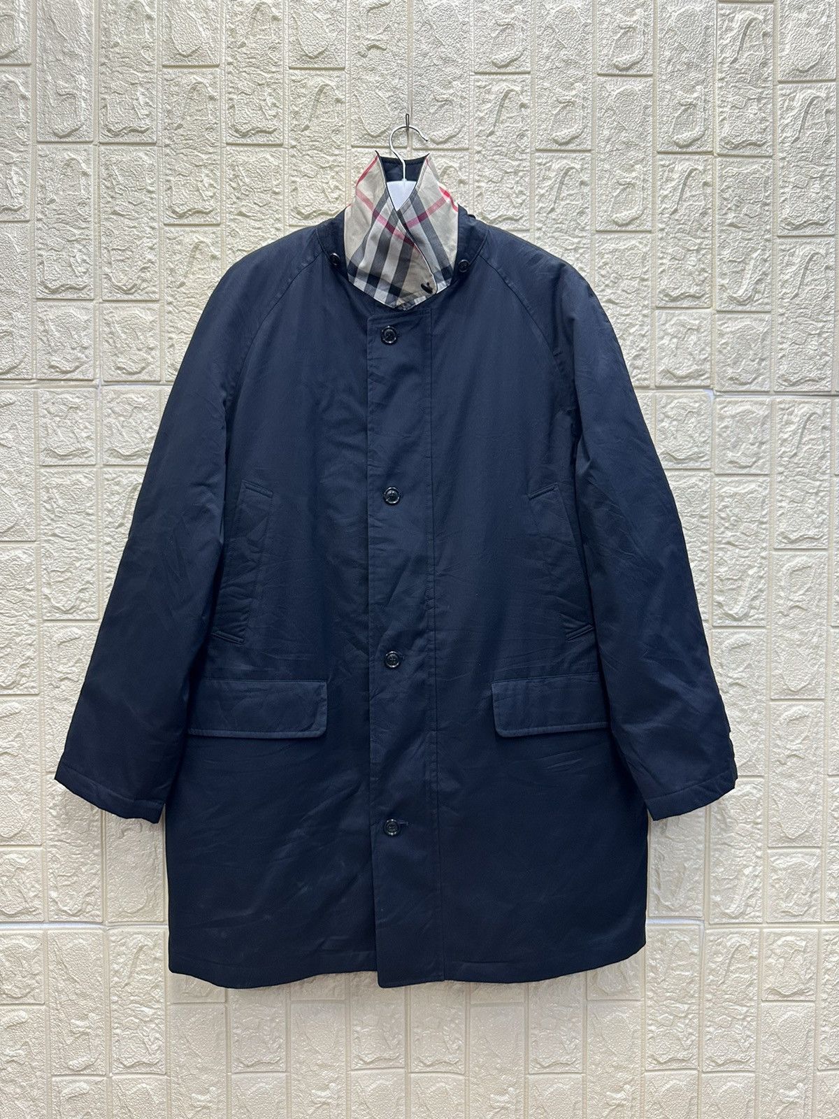 Burberry Burberry London Novacheck Black Trench Coat MJ150 Size US L / EU 52-54 / 3 - 1 Thumbnail