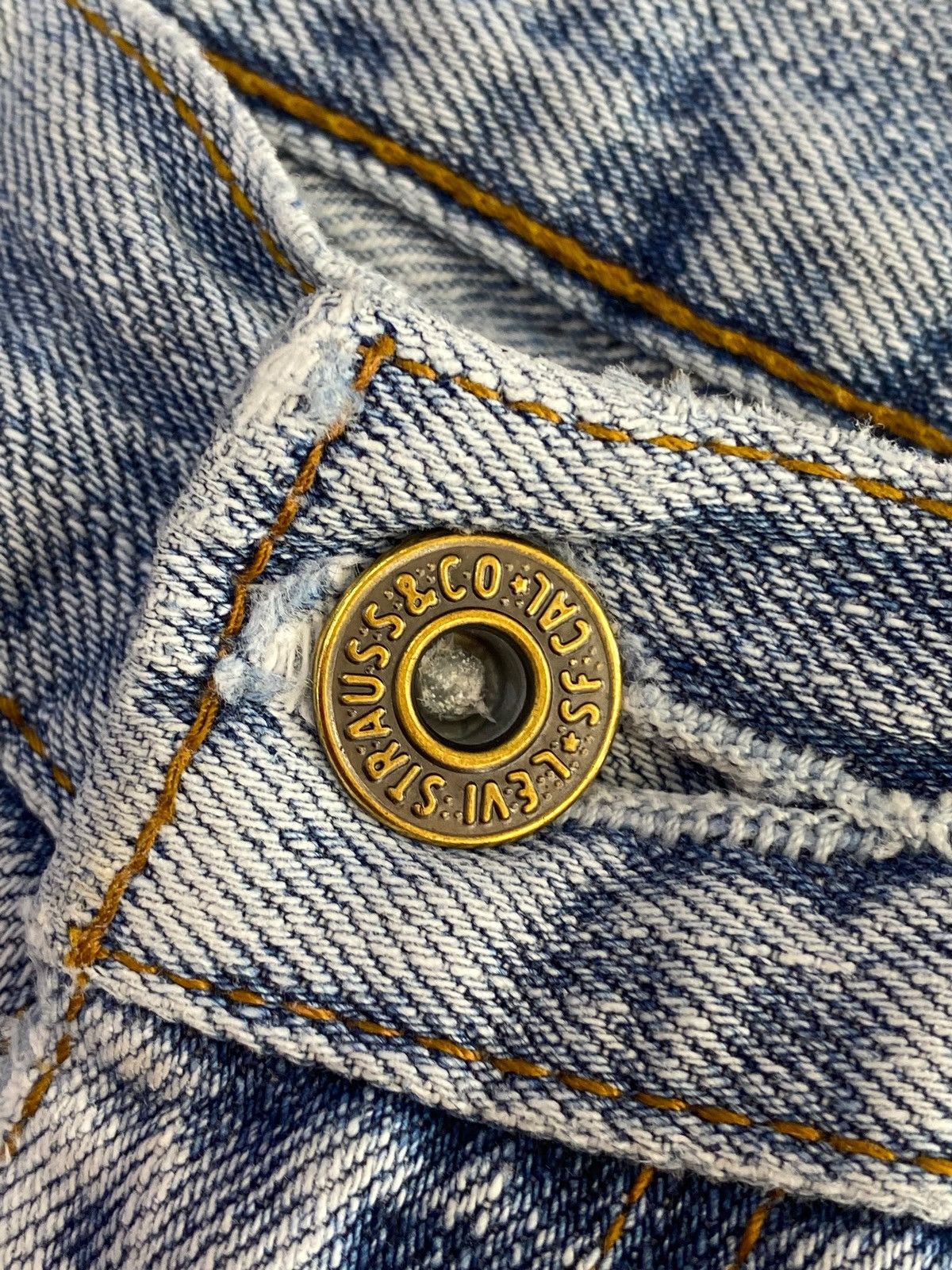 Levi's Levi’s 502 Acid Light Wash Style Ripped Jeans Size US 29 - 10 Thumbnail