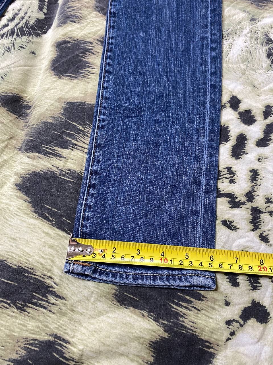 True Religion True Religion Rocco Relaxed Skinny Denim Jeans Size 29 Size US 29 - 10 Thumbnail