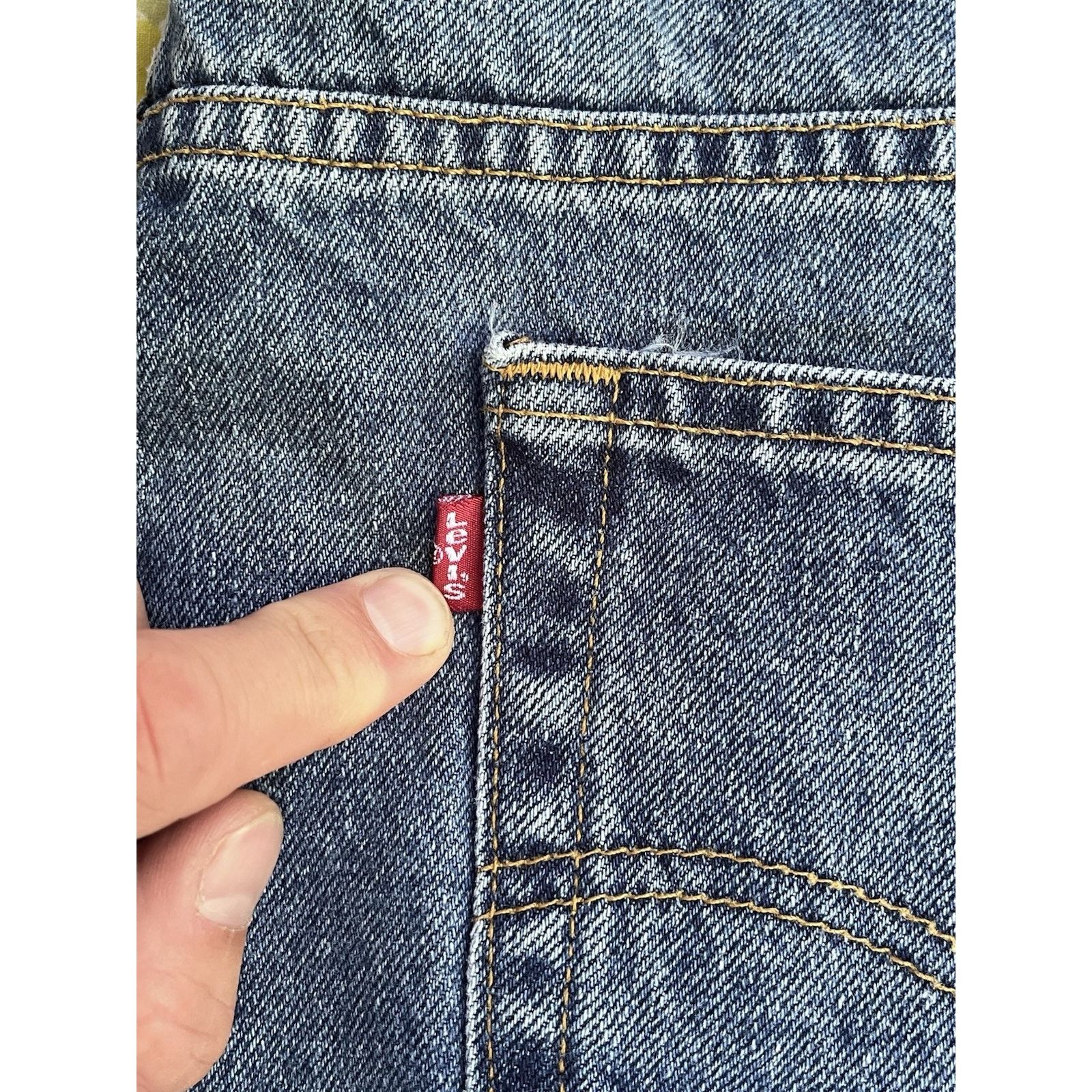 Levi's VTG Levi’s 560 Loose Fit Jean Shorts Men’s Size 42 Jorts Size US 42 / EU 58 - 5 Thumbnail