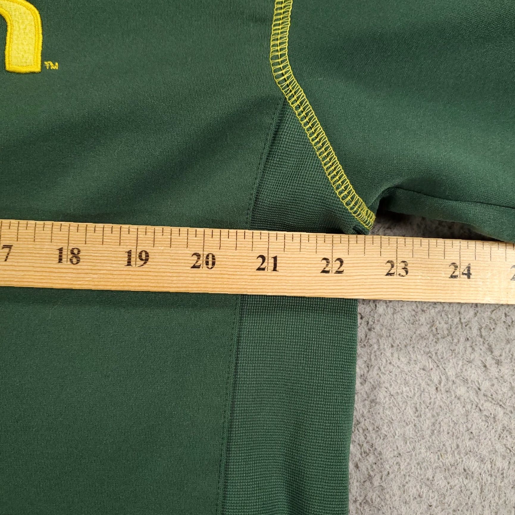 Nike VINTAGE Nike Oregan Ducks Hoodie Mens Medium Green Fleece Lined Zipper Pockets Pullover Size US M / EU 48-50 / 2 - 5 Thumbnail
