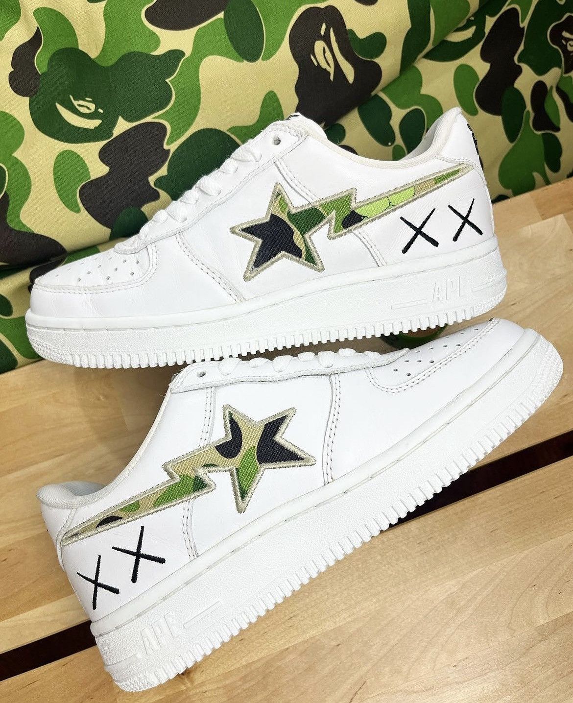 image of 2005 Bape x Kaws Bapesta Shoes in White, Men's (Size 6.5)