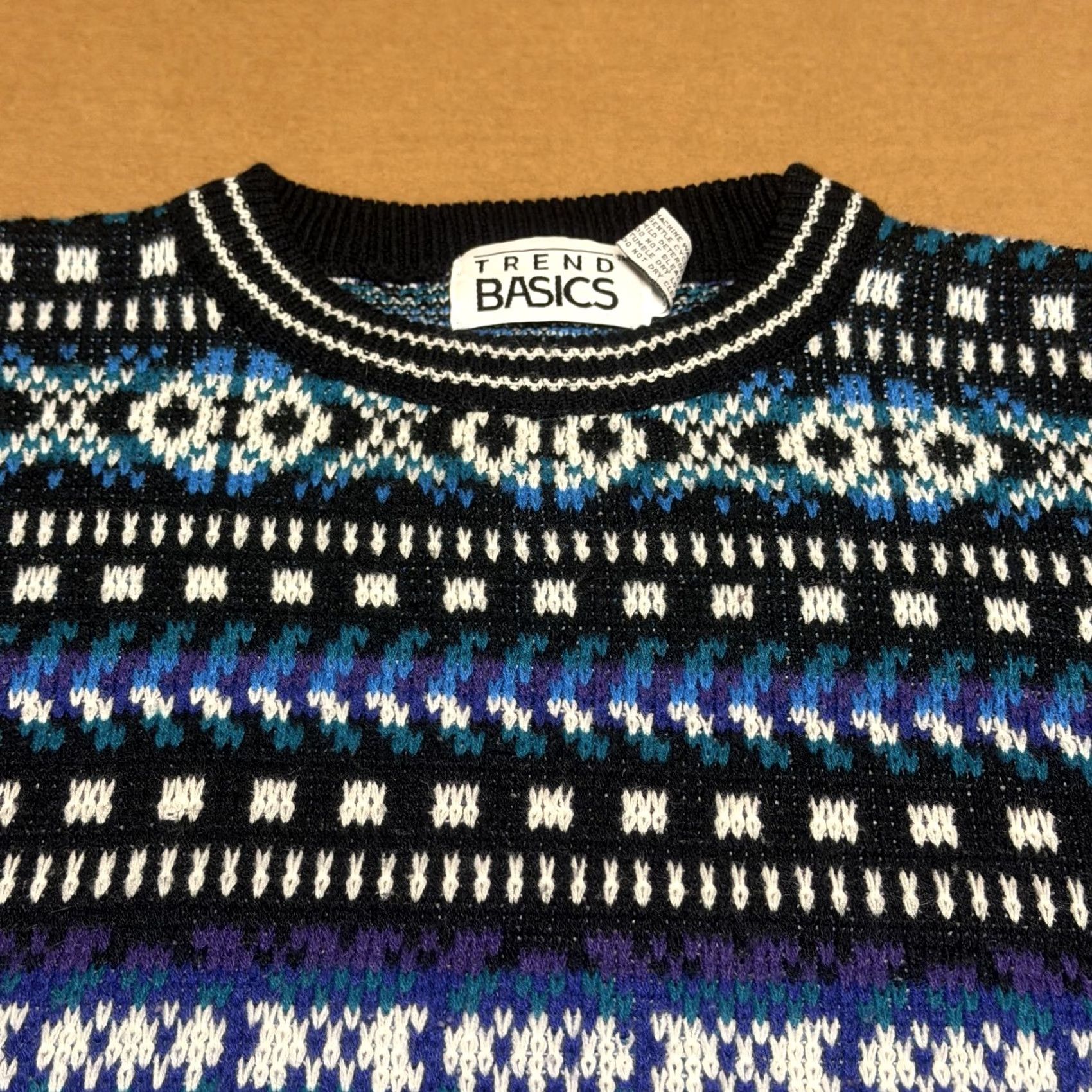 Asics Trend Basics Sweater Mens XL Black Blue Fair Isle Knit Crewneck Acrylic PULLOVER Heavyweight Multicolor Knitted Knit Size US XL / EU 56 / 4 - 2 Thumbnail