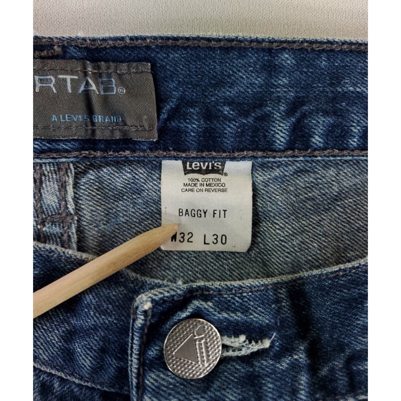 Levi's VINTAGE Levi's Silvertab VTG Y2K Baggy Blue Jeans Jeans Mens 32x30 32x29.5 Actual Wide-Leg Mens Size US 32 / EU 48 - 4 Thumbnail