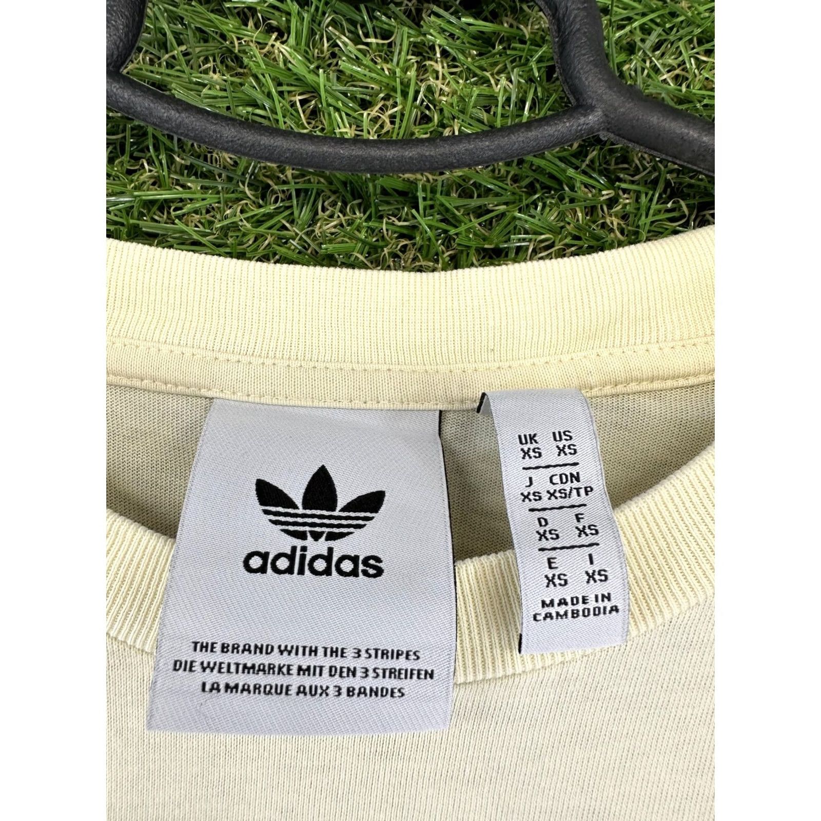 Adidas ADIDAS Shirt Men XS T-Shirt Jersey Classic Crew Neck Short Sleeve 100% Cotton Yellow White Original 3 Stripes Modern Basic Tee Womens Mens Boys Girls Size US XS / EU 42 / 0 - 7 Thumbnail