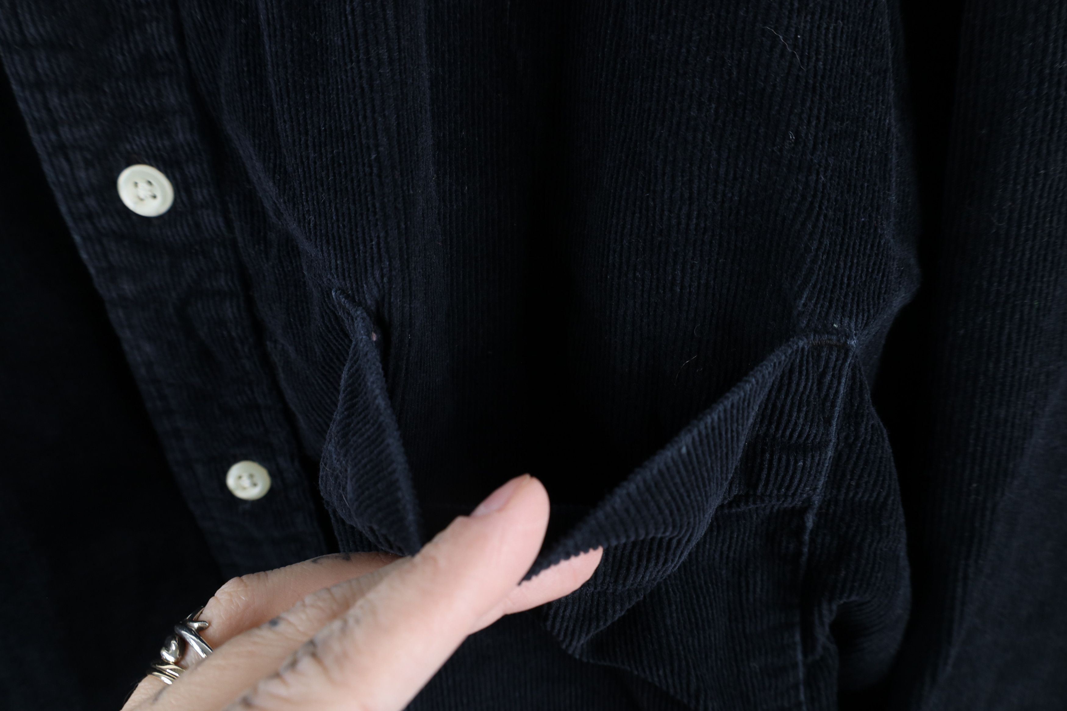 Eddie Bauer × Vintage Vintage 90s Eddie Bauer Collared Button Down Shirt Black Size US XL / EU 56 / 4 - 5 Thumbnail