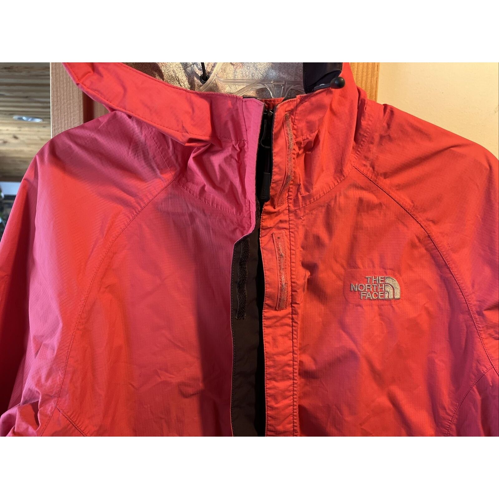 The North Face The North Face Womens M Pink LS zip hooded nylon rain jacket Size M / US 6-8 / IT 42-44 - 8 Thumbnail