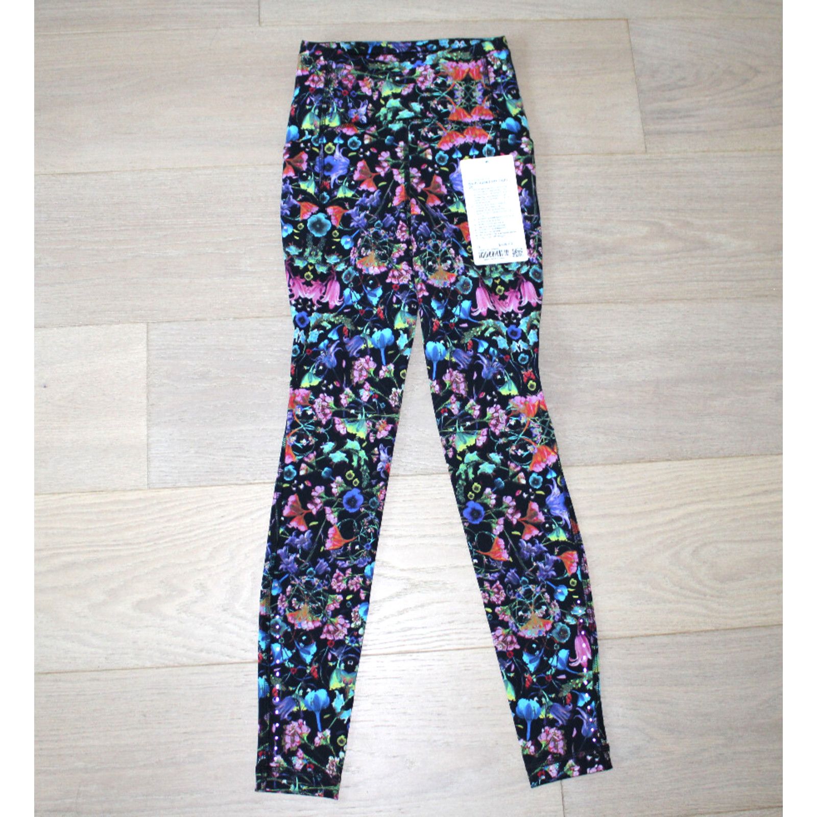 Lululemon B2 New Lululemon SWIFT Speed HR Tight 28" Floral Size 0 $128 Size 25" / US 0 / IT 36 - 2 Thumbnail