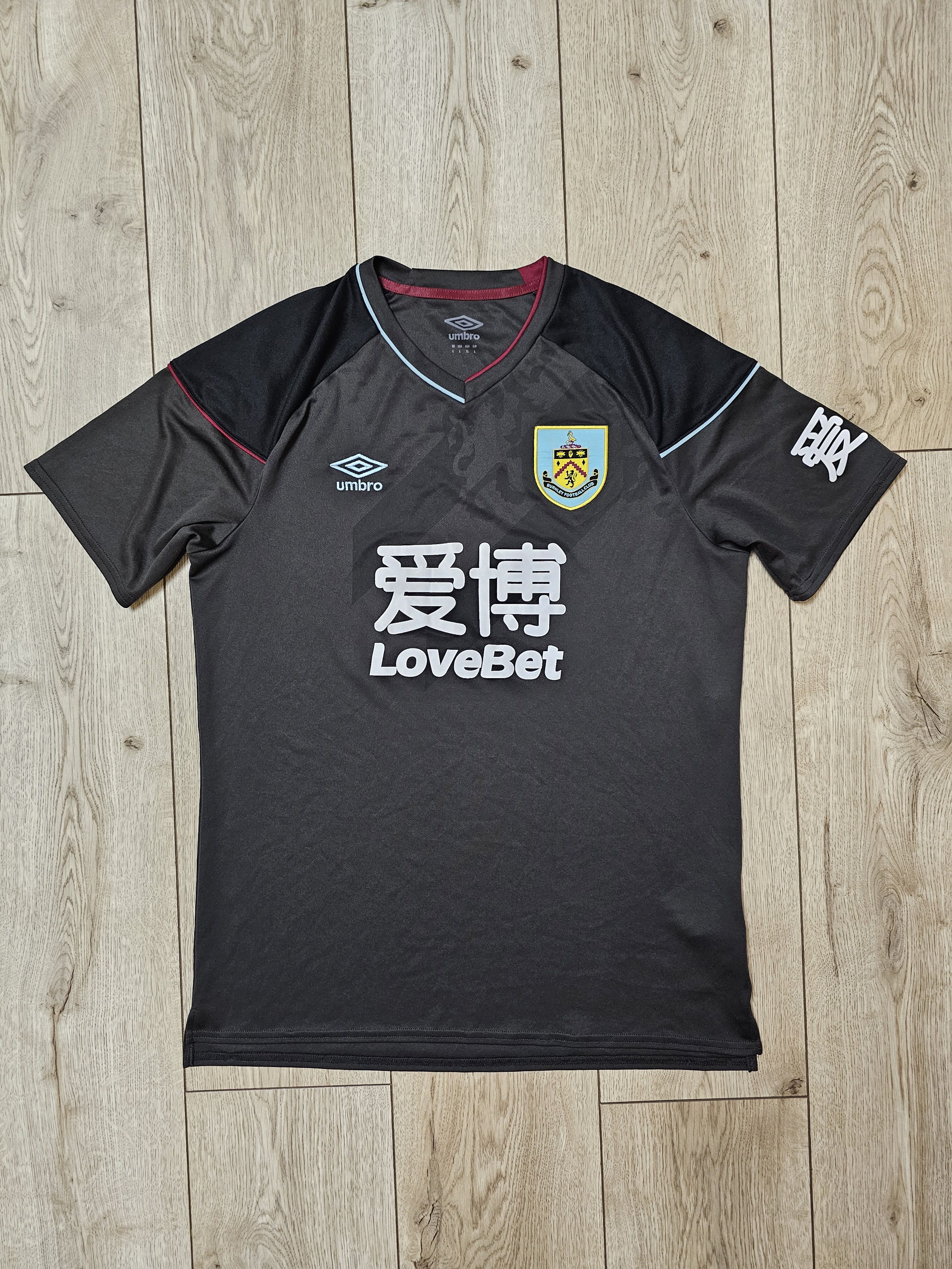 Umbro BURNLEY 2020 2021 AWAY FOOTBALL SHIRT SOCCER JERSEY Size US L / EU 52-54 / 3 - 1 Thumbnail