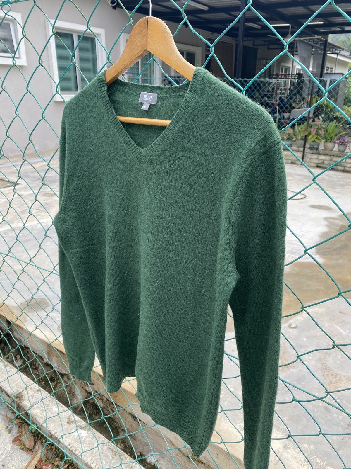 Uniqlo Uniqlo wool knitwear Size US M / EU 48-50 / 2 - 5 Thumbnail