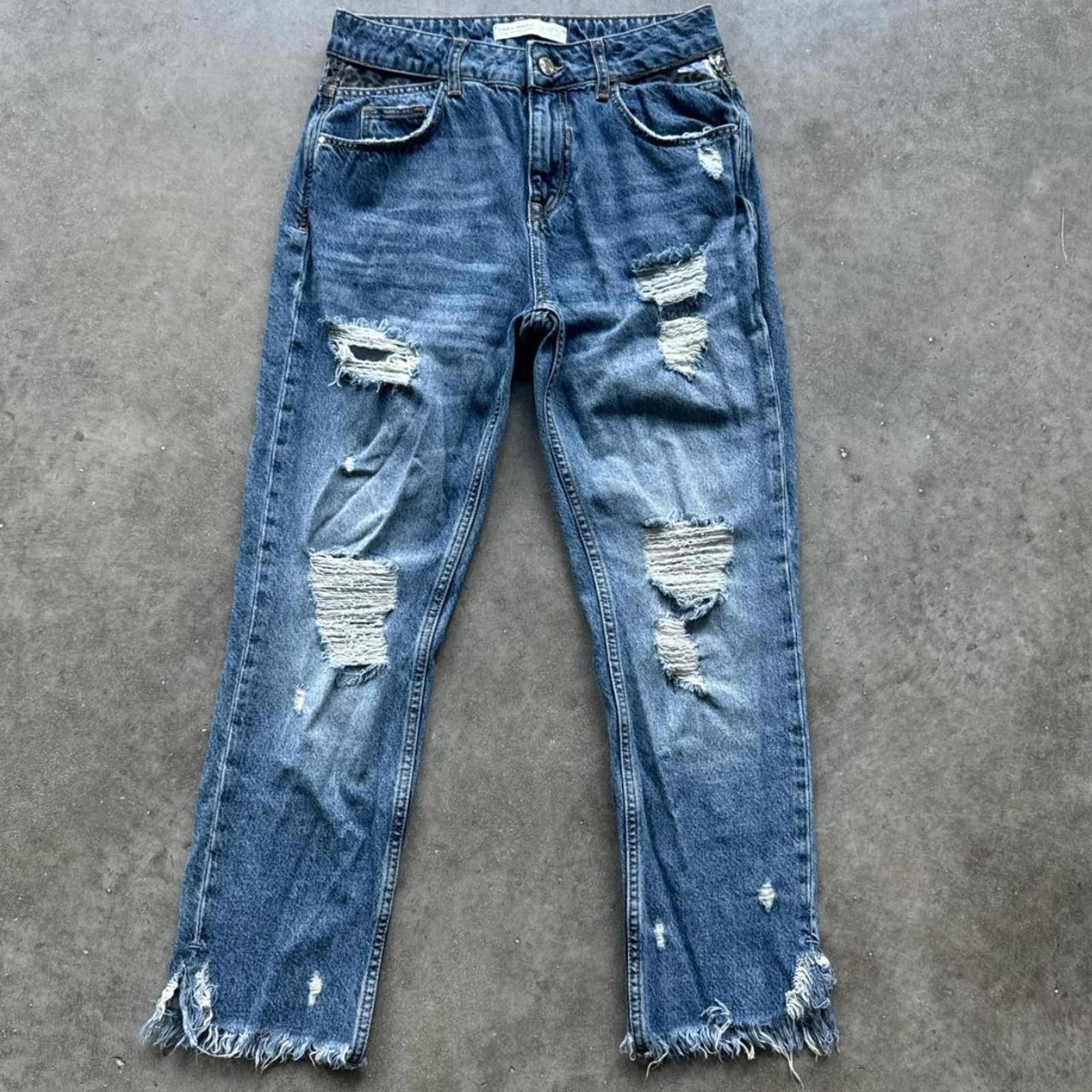Zara Zara Cheetah Print High-Waisted Distressed Denim Jeans Size 25" / US 0 / IT 36 - 1 Thumbnail