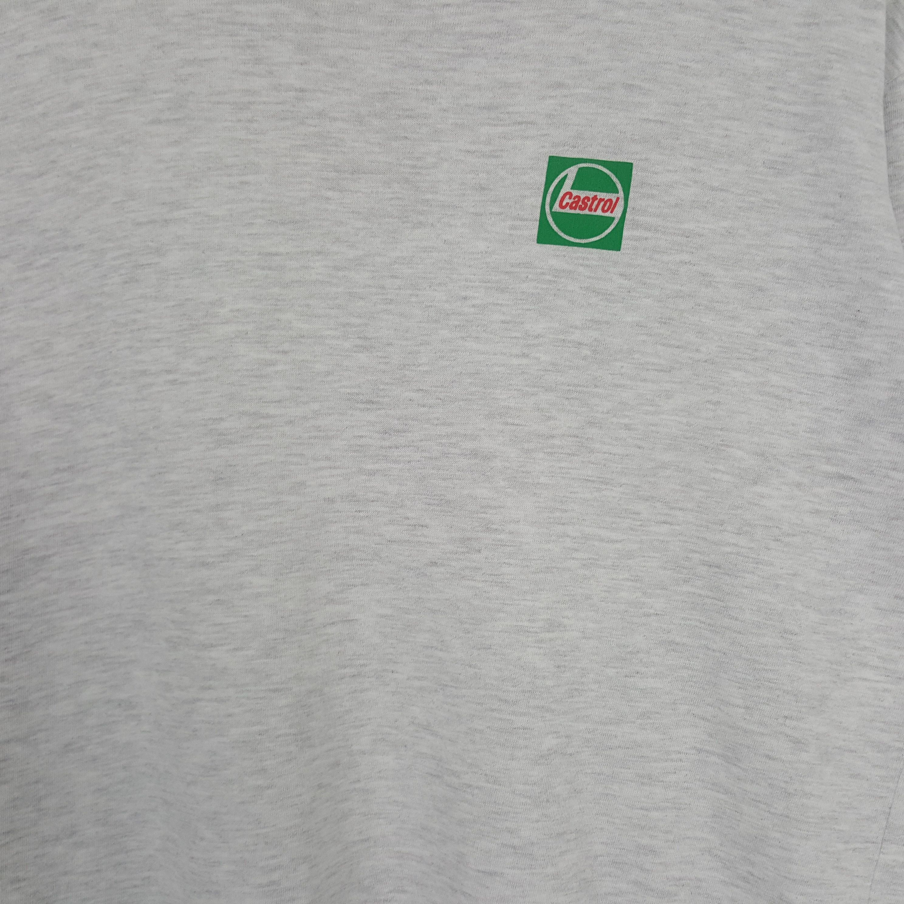 Japanese Brand × Petrol Industries × Vintage Vintage Castrol Racing Motorsports Team Tshirt Size US L / EU 52-54 / 3 - 4 Thumbnail