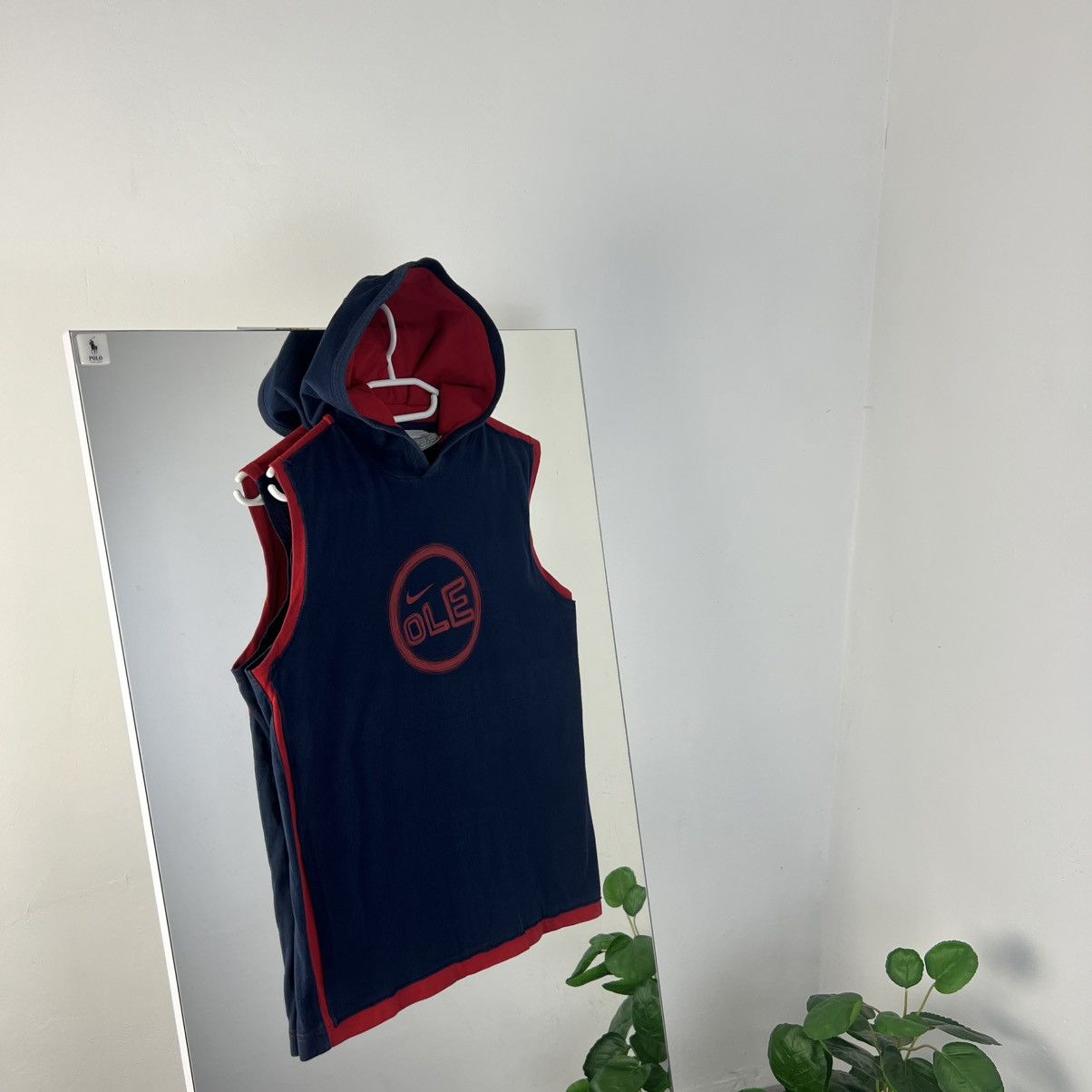 Nike Vintage Y2K Nike Football Big Logo Sleeveless Hoodie Size US S / EU 44-46 / 1 - 1 Thumbnail