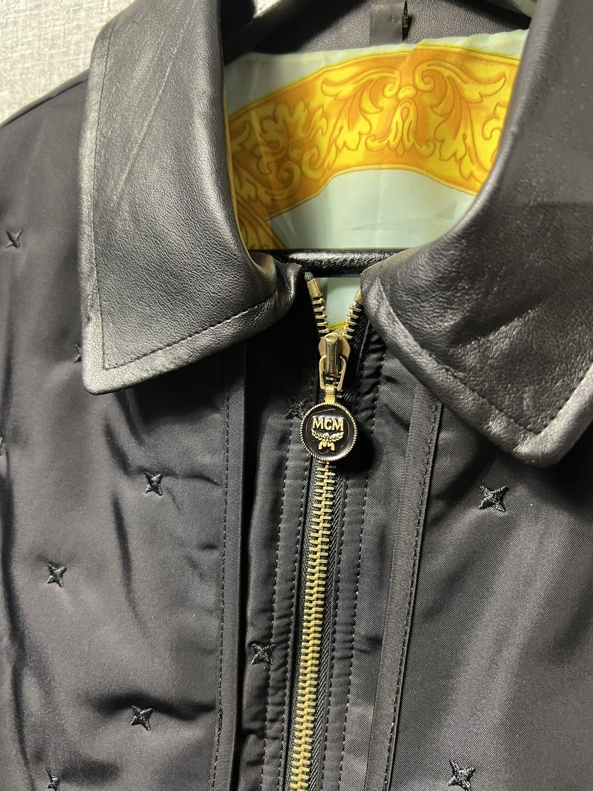MCM Rare MCM Women’s Vest With Leather Collar Jacket Size M / US 6-8 / IT 42-44 - 5 Thumbnail