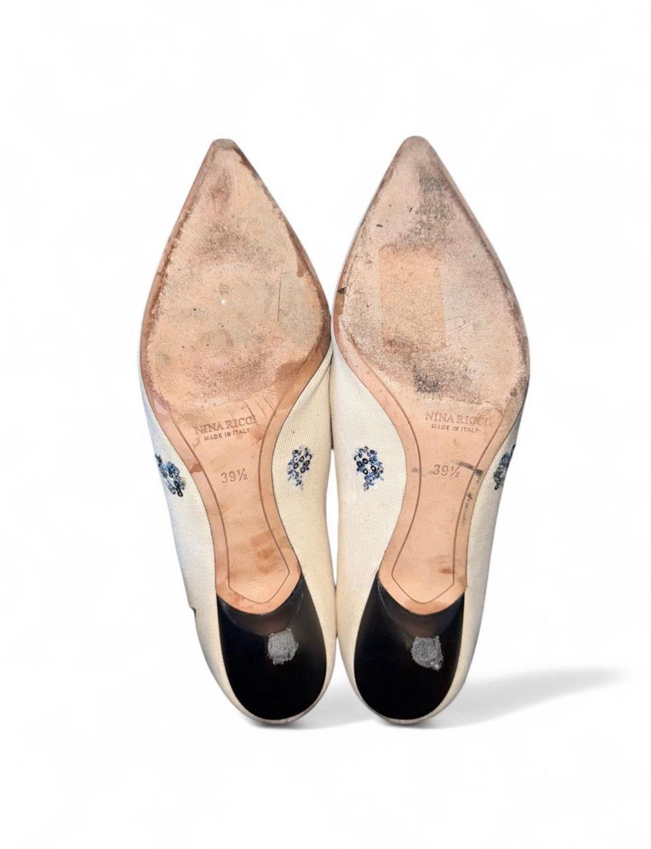 Nina Ricci Nina Ricci kitten heel Canvas denim pumps with floral sequin Size US 9.5 / IT 39.5 - 3 Thumbnail