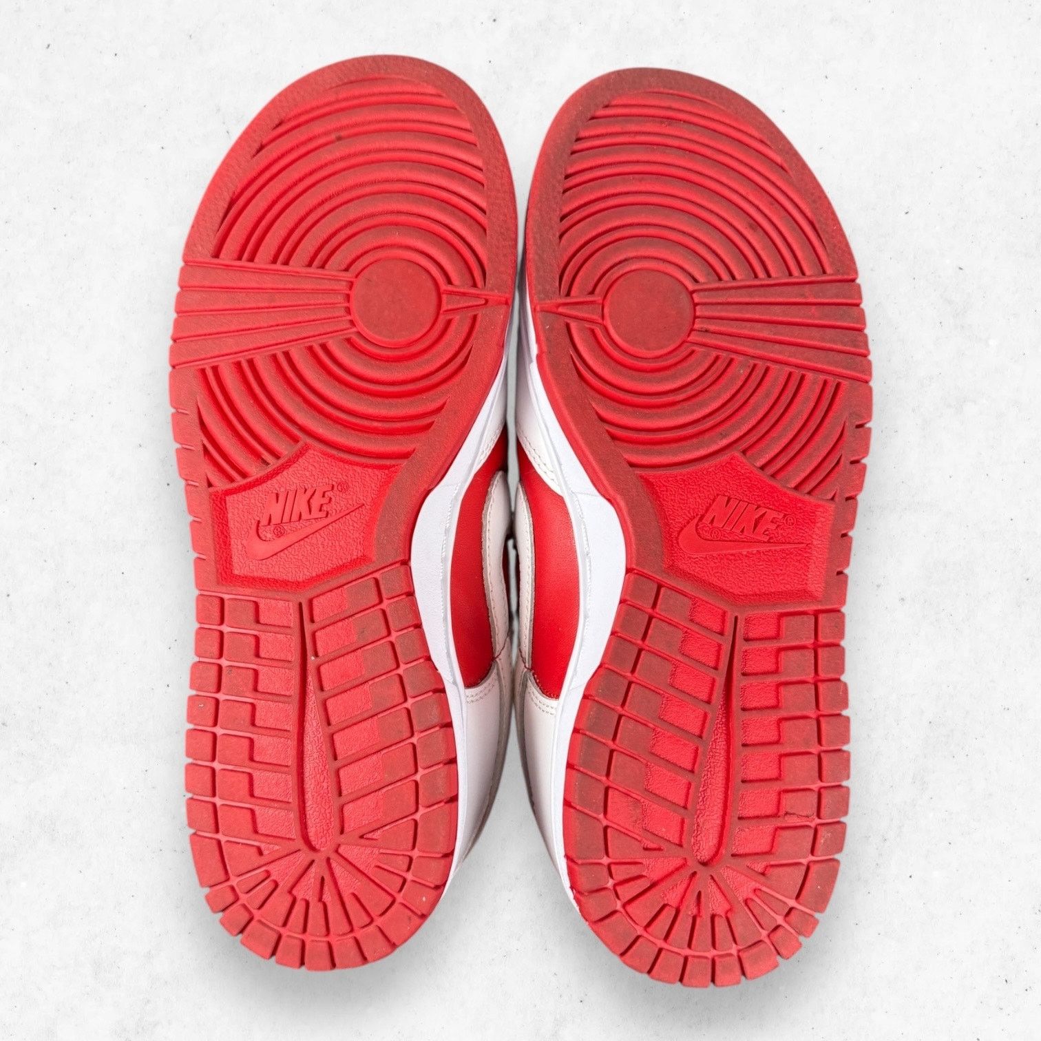Nike Nike Dunk Low Championship Red White Men's 7.5 DD1391-600 Size US 7.5 / EU 40-41 - 8 Thumbnail