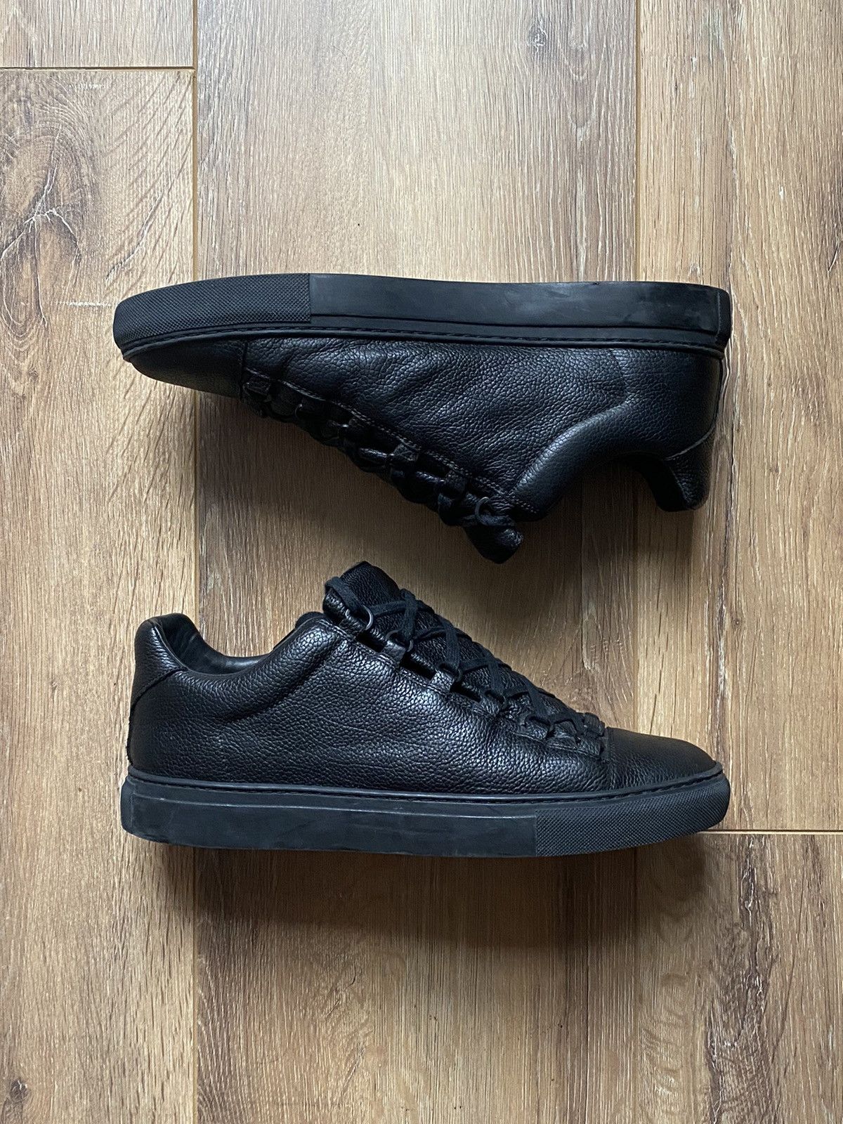 Balenciaga Balenciaga Arena Low Black Pebbled Leather – Size 42 (US9.5) Size US 9.5 / EU 42-43 - 1 Thumbnail