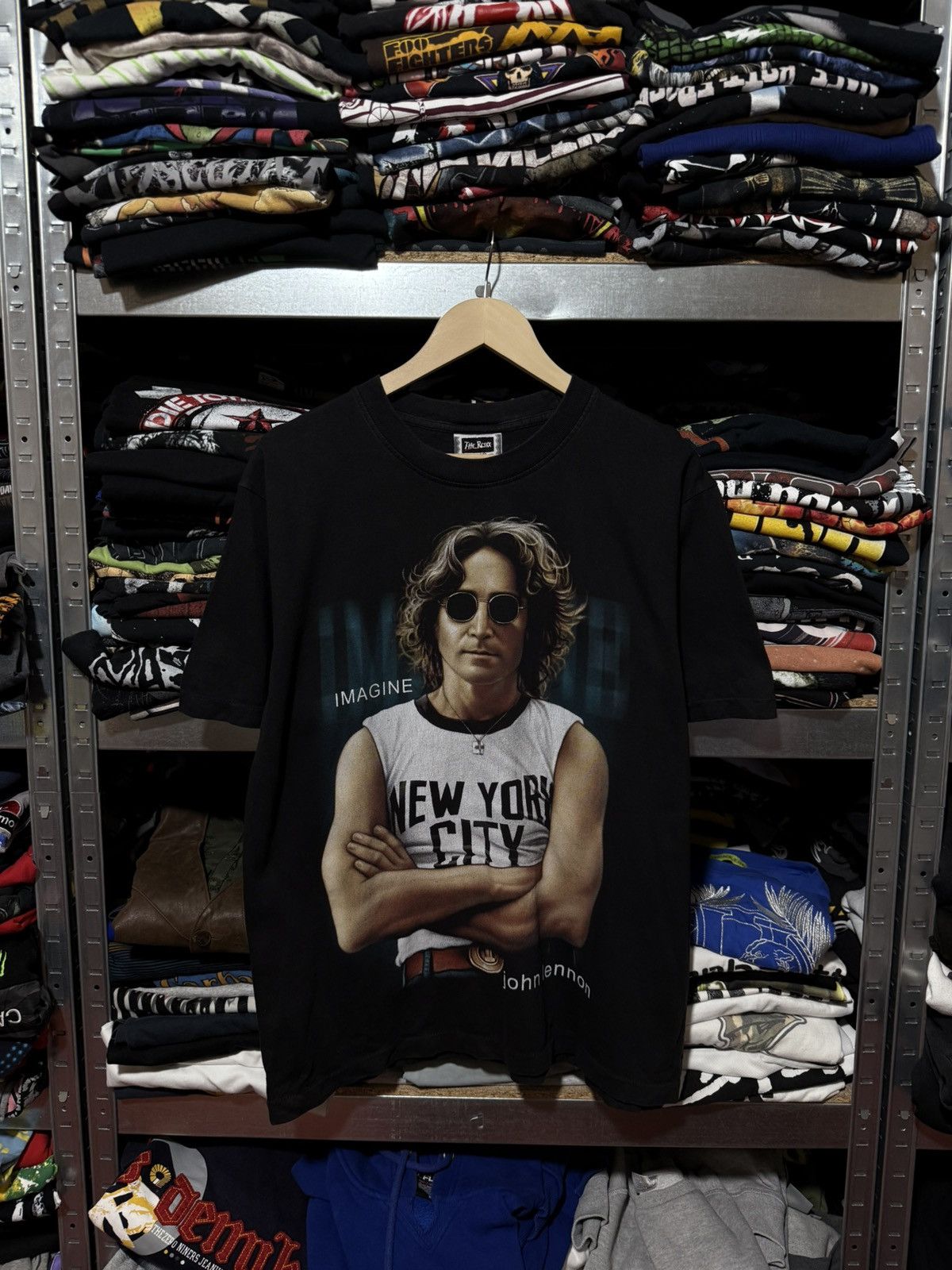 Band Tees Vintage 1990’s John Lennon The Beatles New York City T-Shirt Size US XL / EU 56 / 4 - 1 Thumbnail