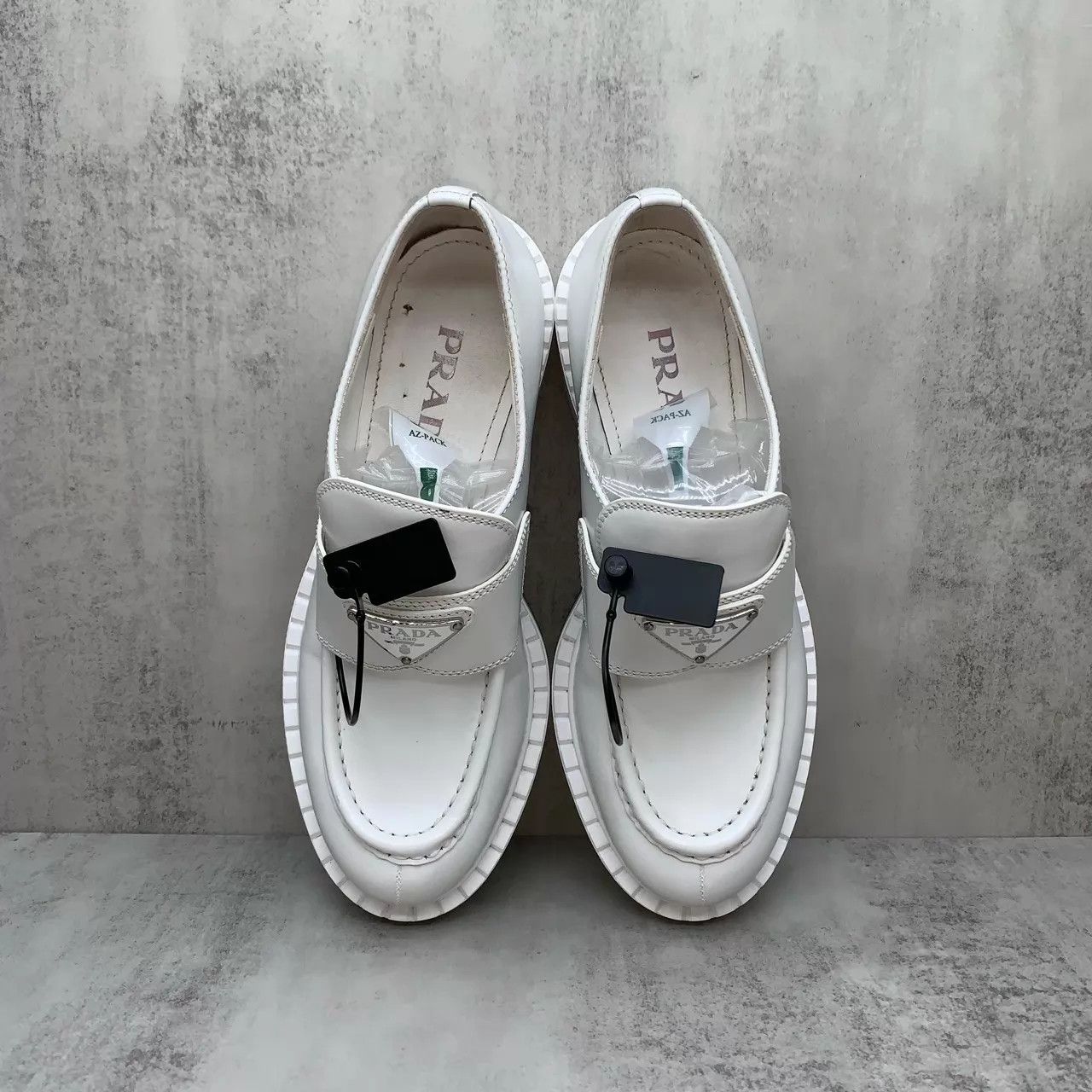 Prada Prada White Triangle Logo Loafers 36.5 95 New LX1044 Size US 6 / IT 36 - 6 Thumbnail
