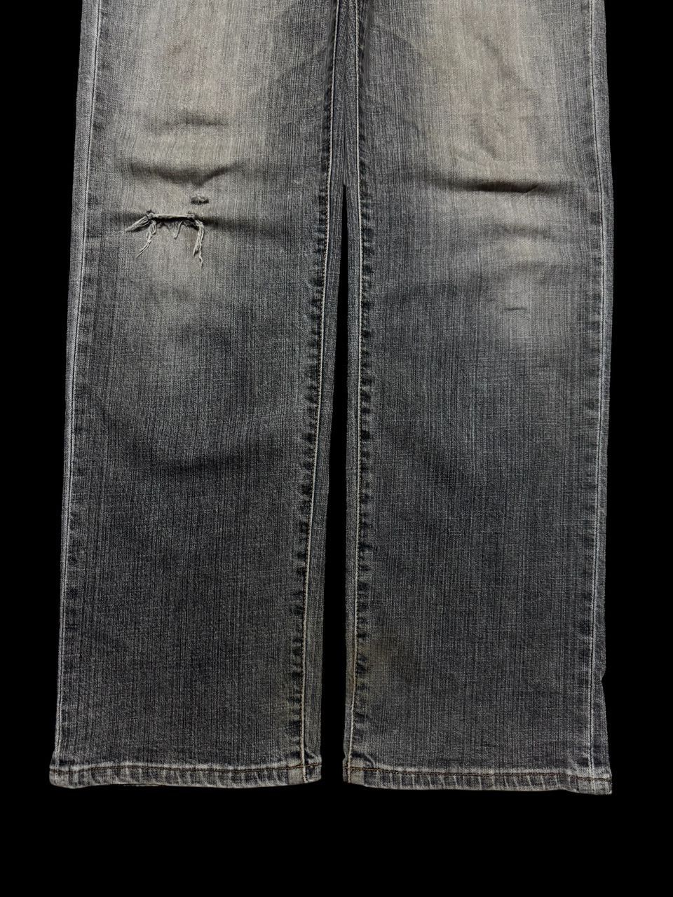 Wrangler Vintage 90s Archive Wrangler Mudwash Distressed Ripped Jean Size US 31 - 9 Thumbnail