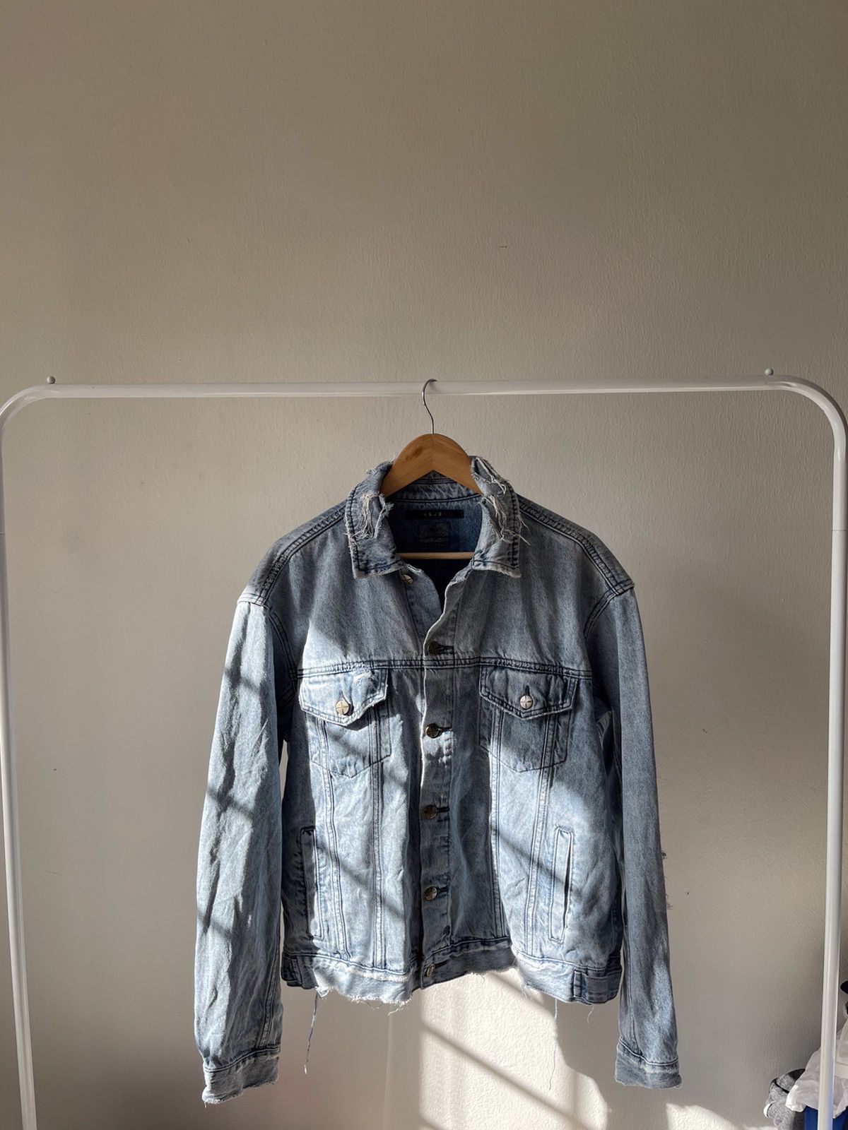 Ksubi Ksubi Distressed Denim Jacket a5 Size US L / EU 52-54 / 3 - 2 Thumbnail