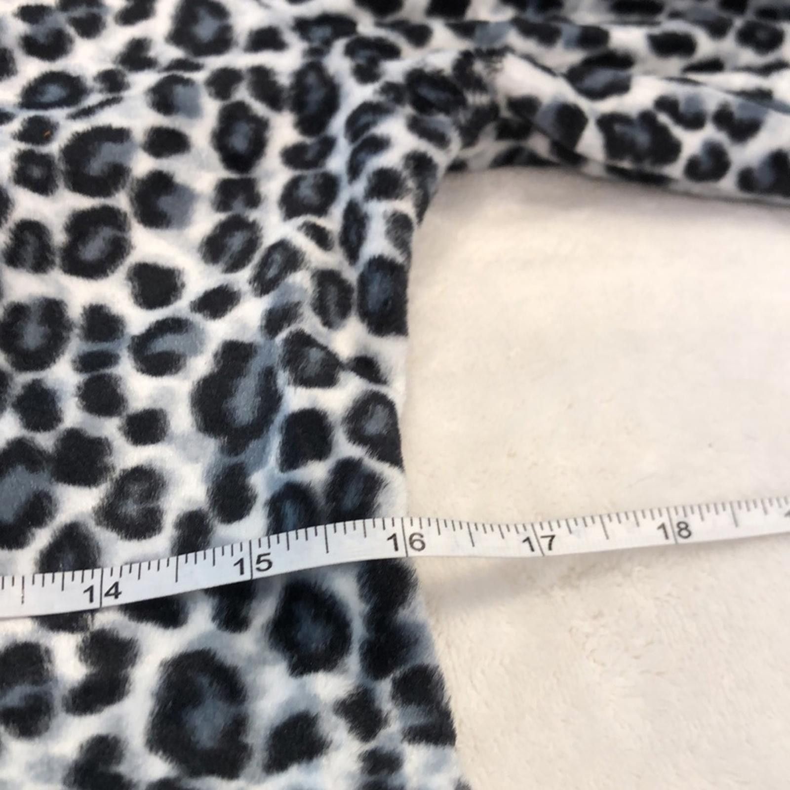 Other Amy Byer plush faux fur leopard print coat plush SZ SM Size S / US 4 / IT 40 - 11 Thumbnail